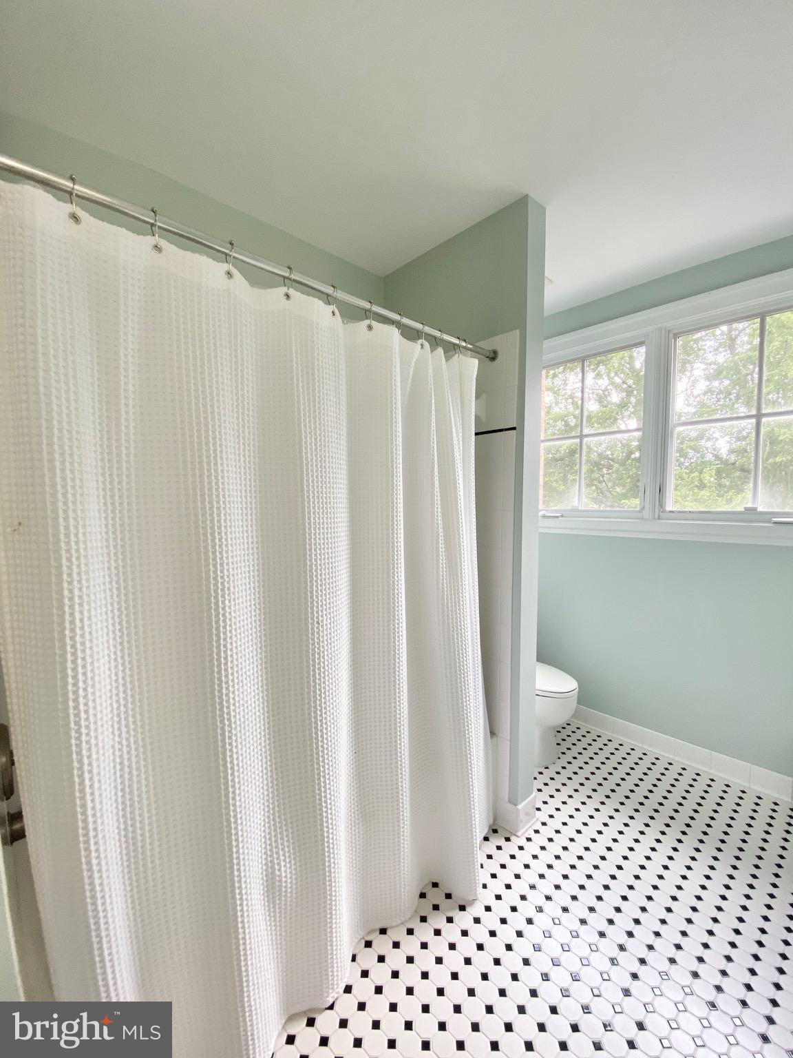 MCLEAN COVE - Residential Lease