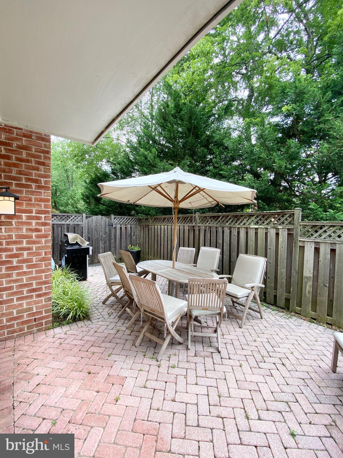 MCLEAN COVE - Residential Lease