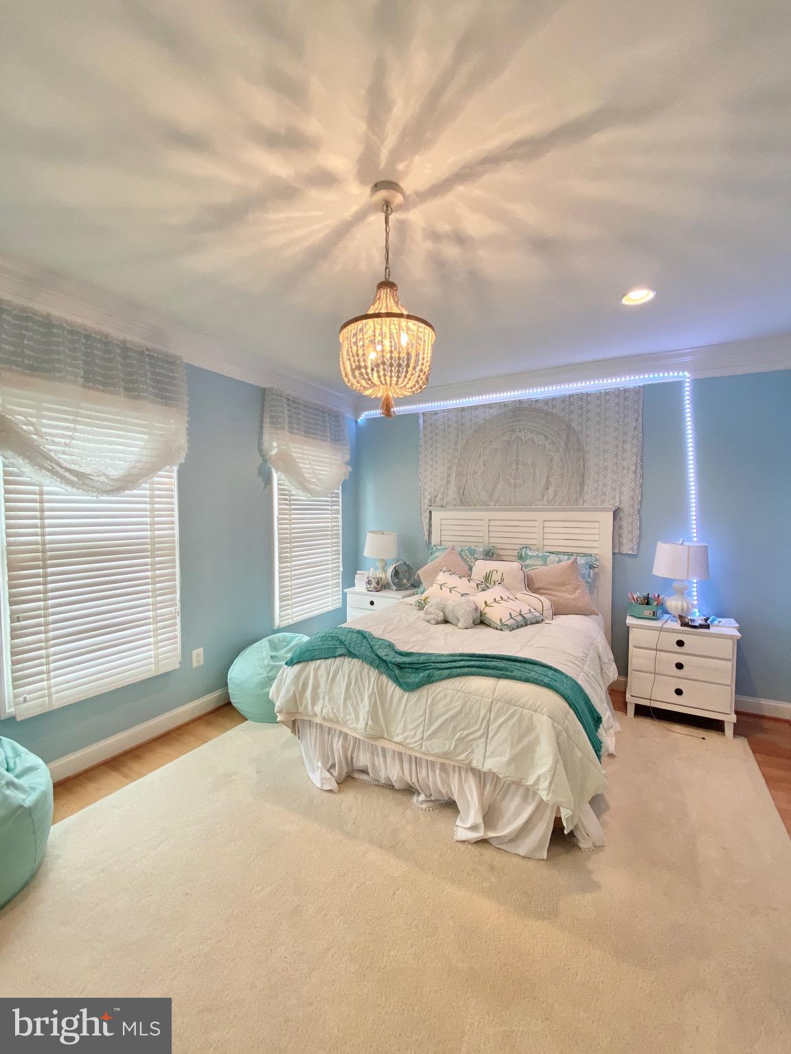 MCLEAN COVE - Residential Lease