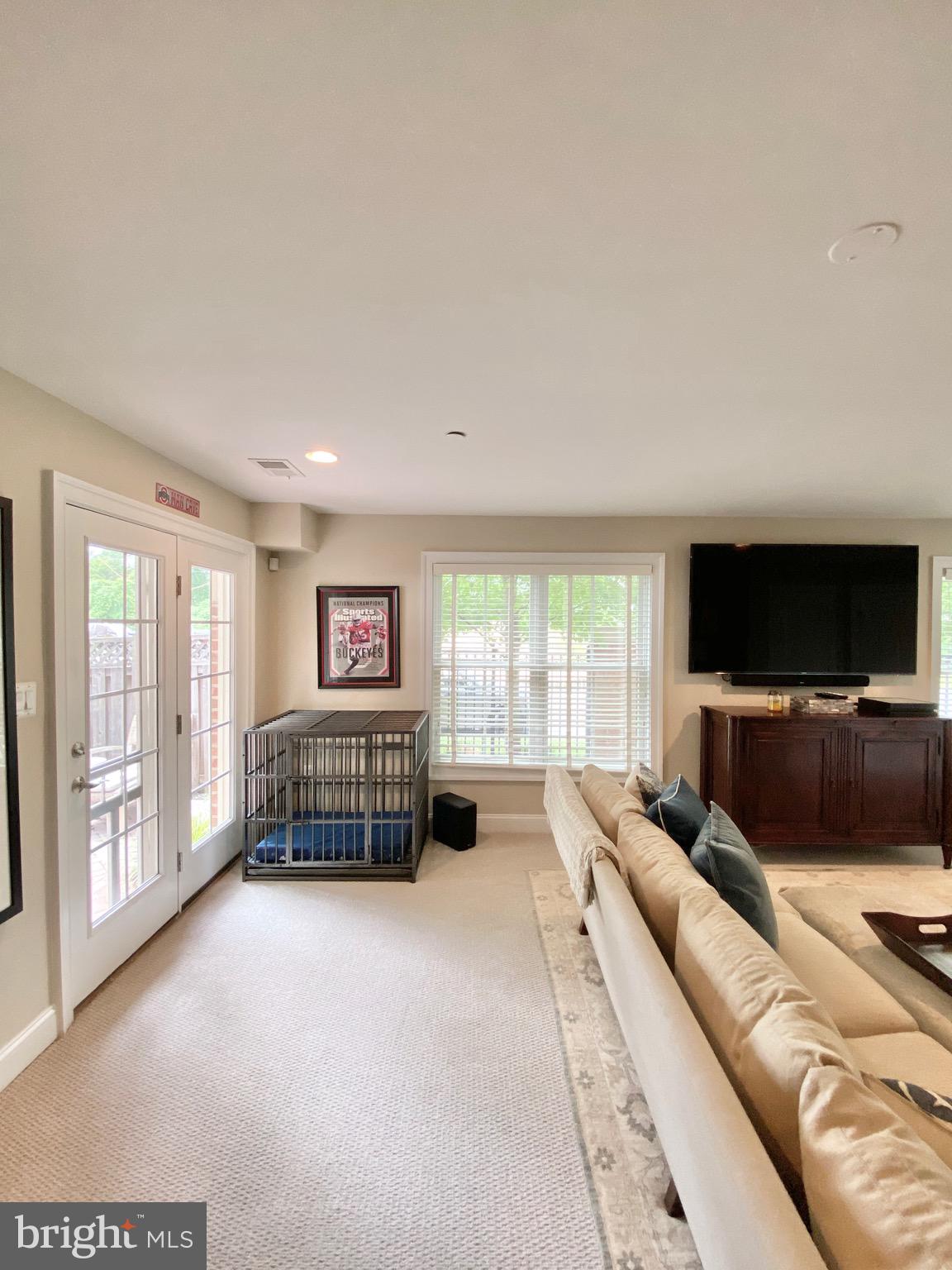 MCLEAN COVE - Residential Lease