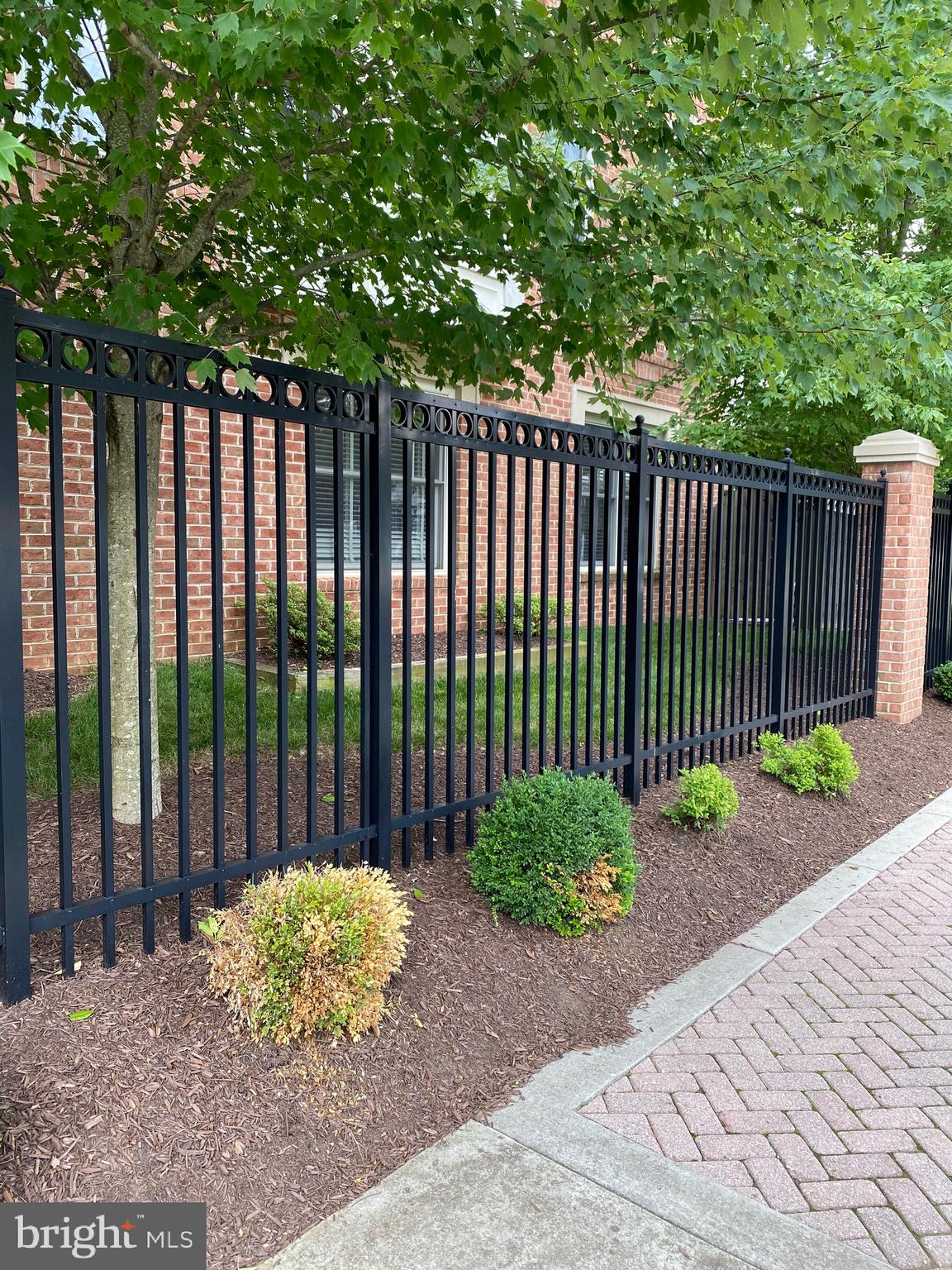 MCLEAN COVE - Residential Lease