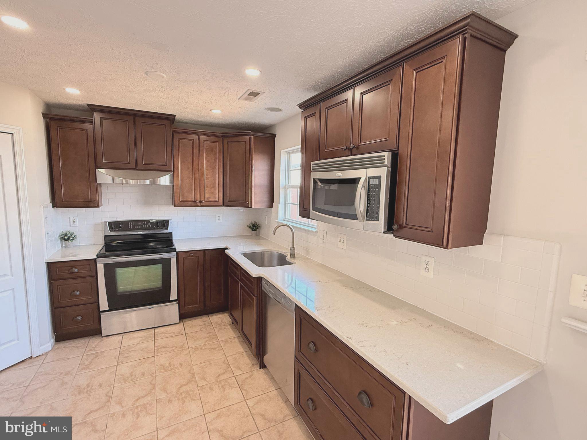 HOWARDS RIDGE - Residential