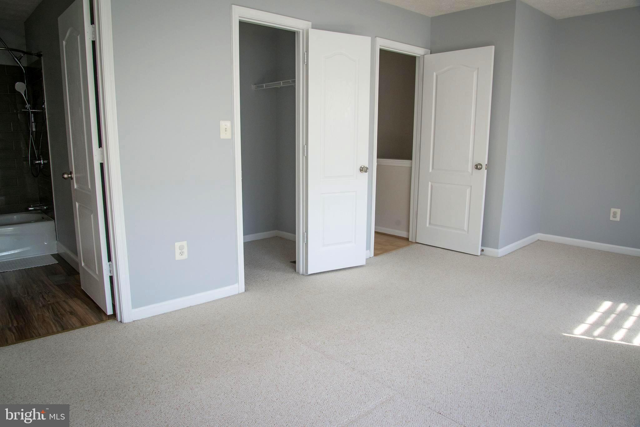 HOWARDS RIDGE - Residential