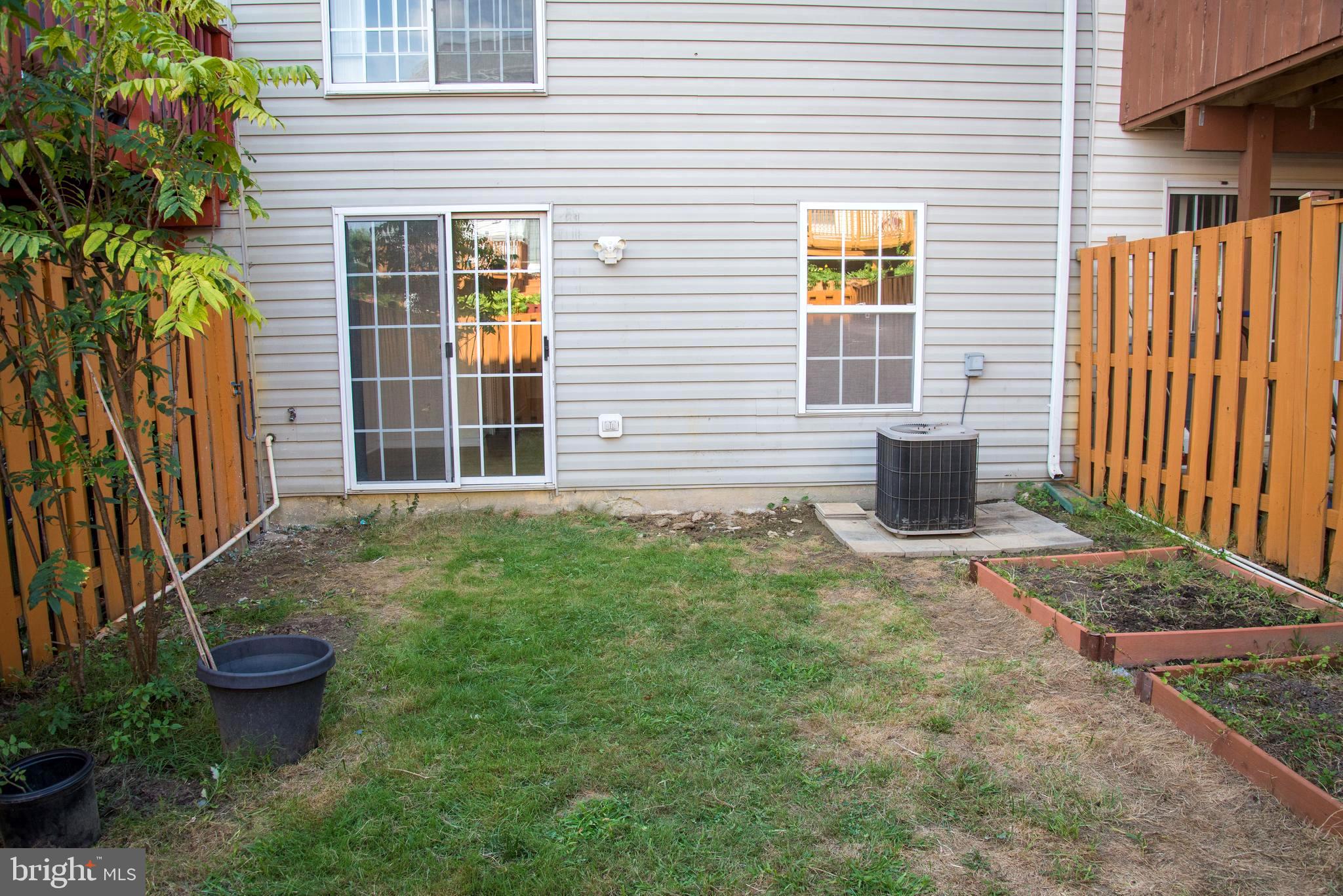 HOWARDS RIDGE - Residential