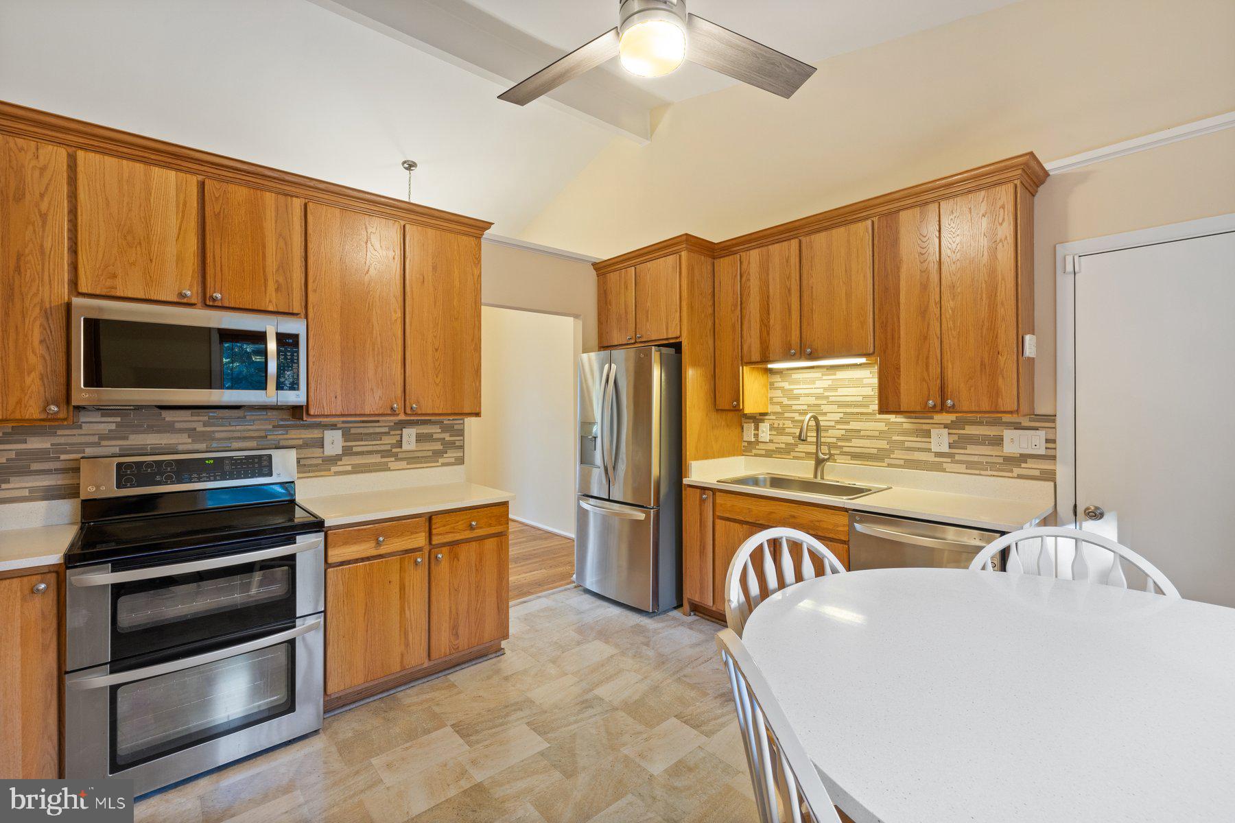 STONEGATE - Residential Lease