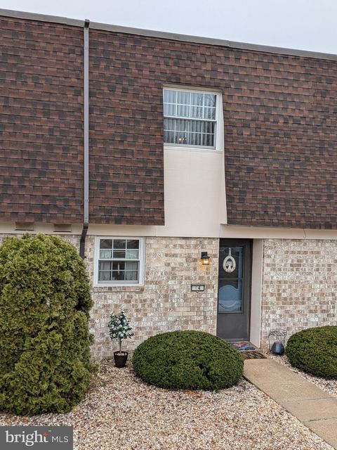 4 ALPINE COURT C READING PA 19606