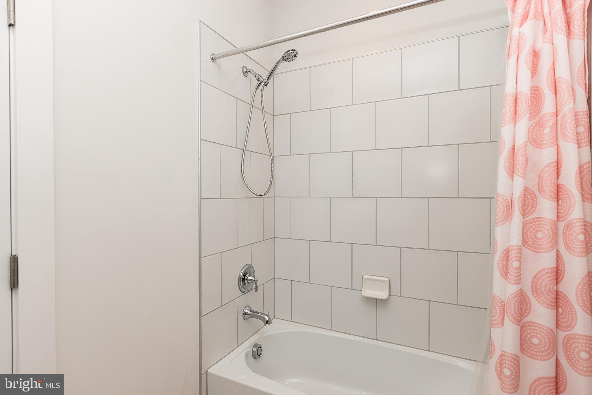 RIVER PLACE - Residential