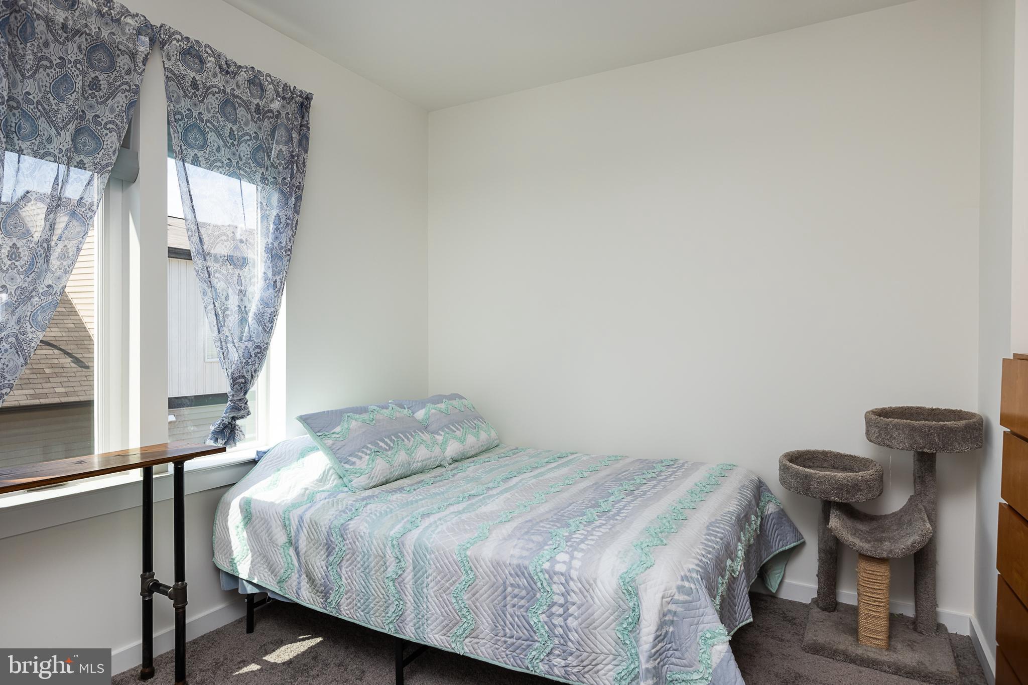 RIVER PLACE - Residential