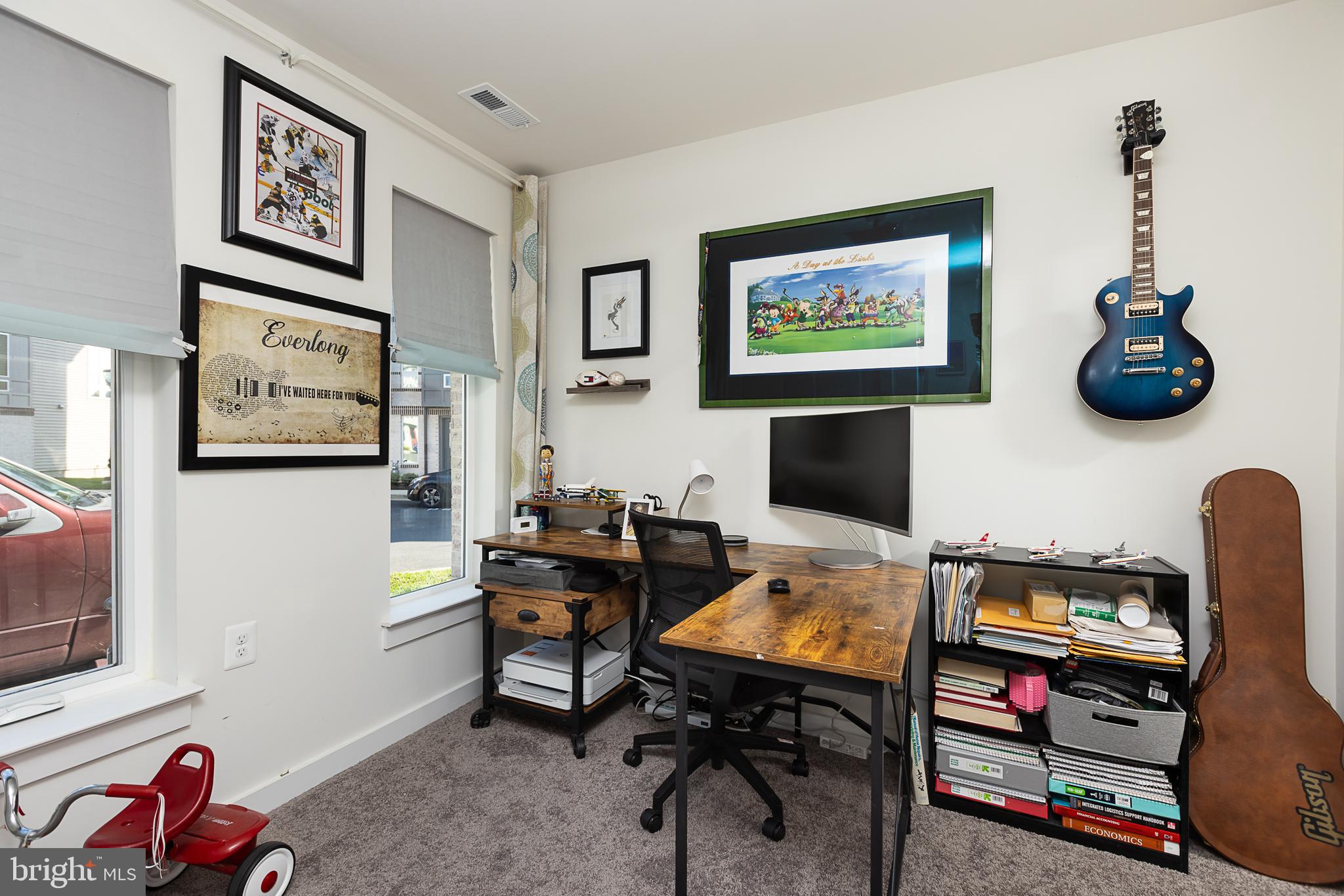 RIVER PLACE - Residential