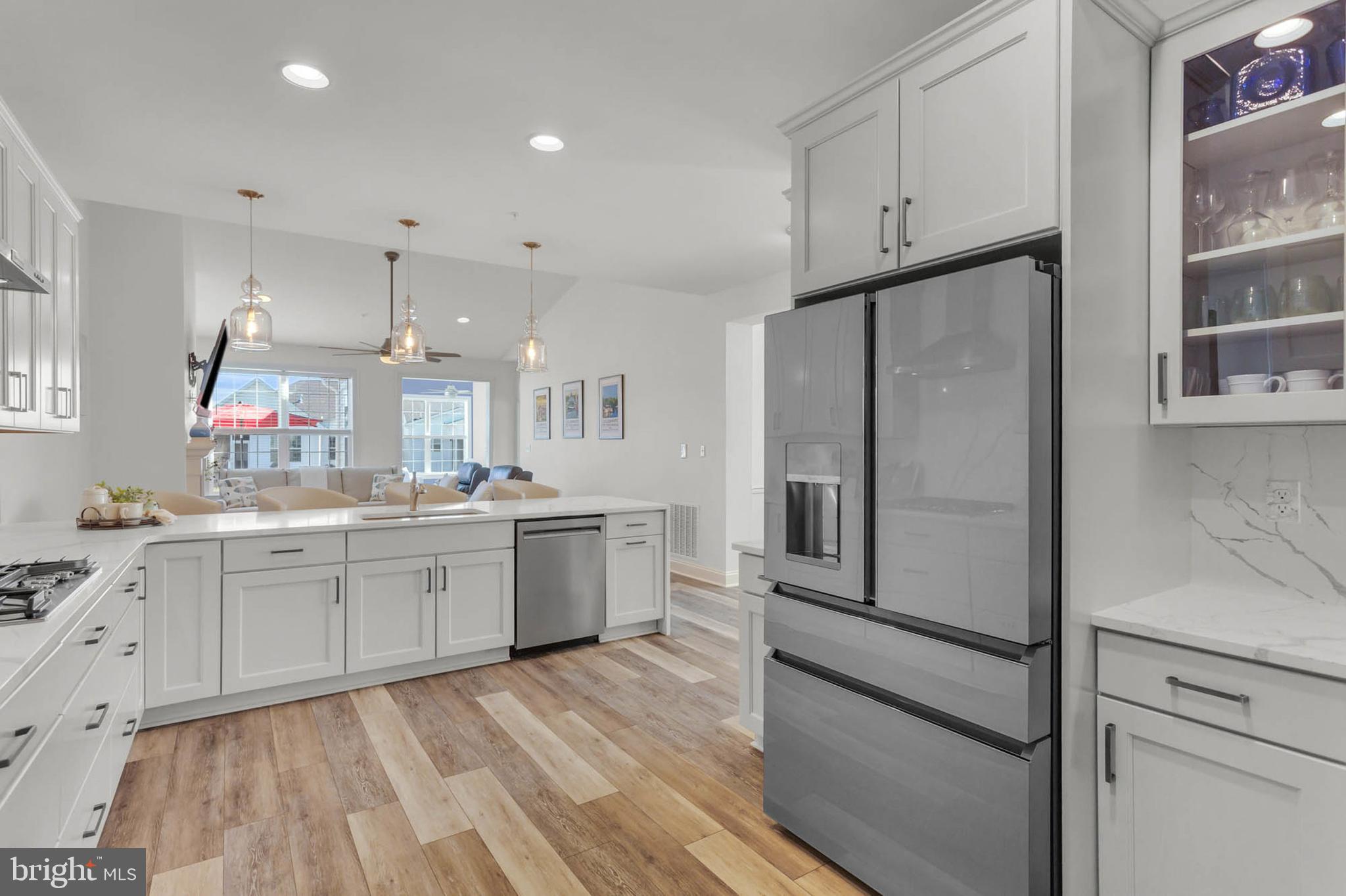 BAY BRIDGE COVE - Residential