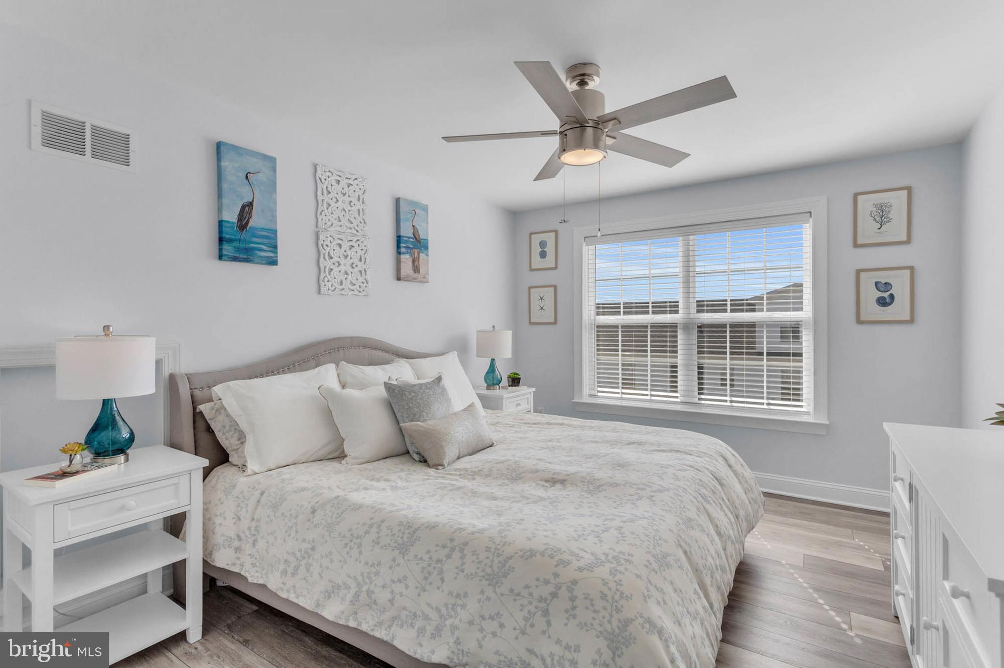 BAY BRIDGE COVE - Residential