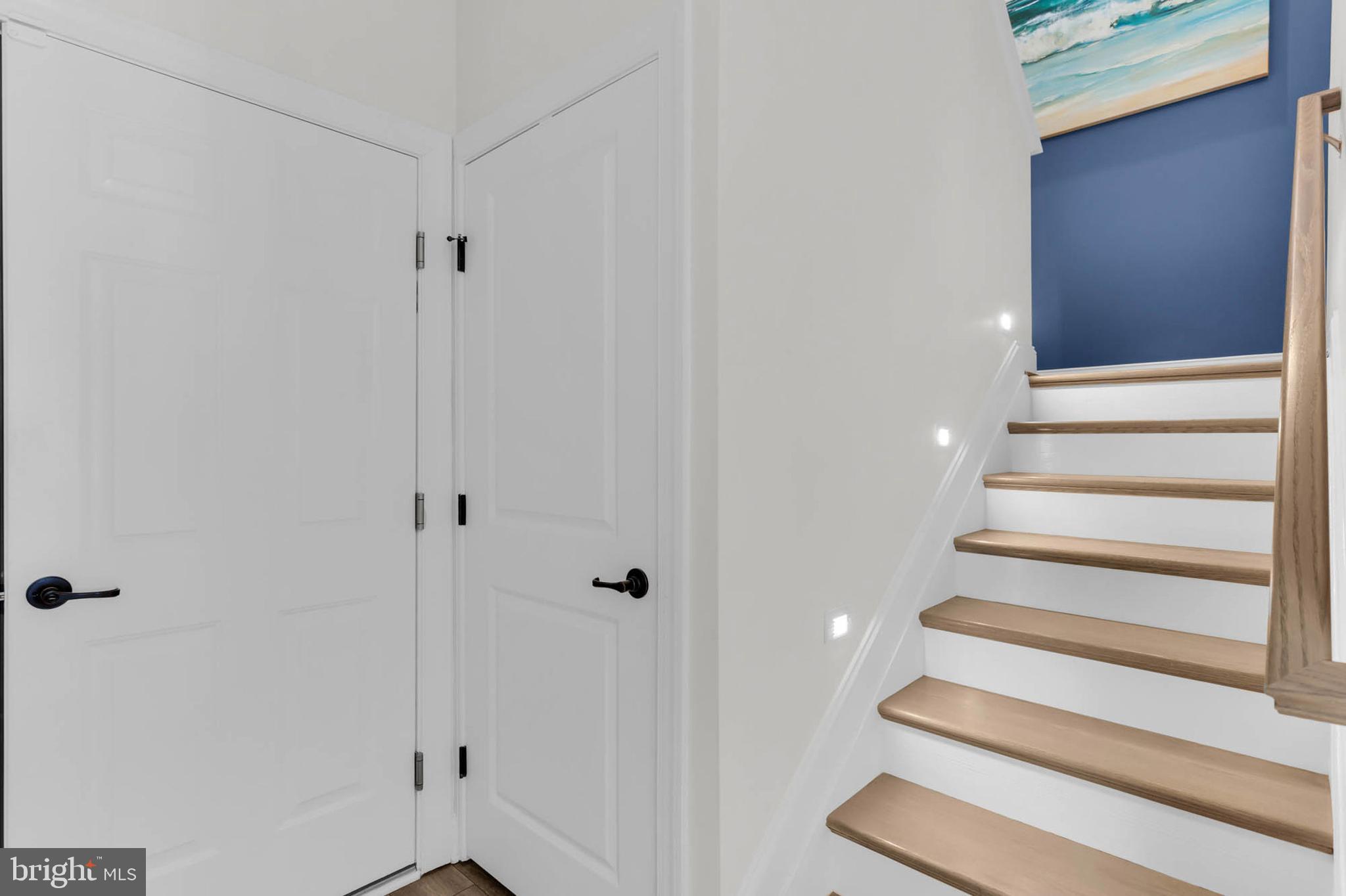 BAY BRIDGE COVE - Residential