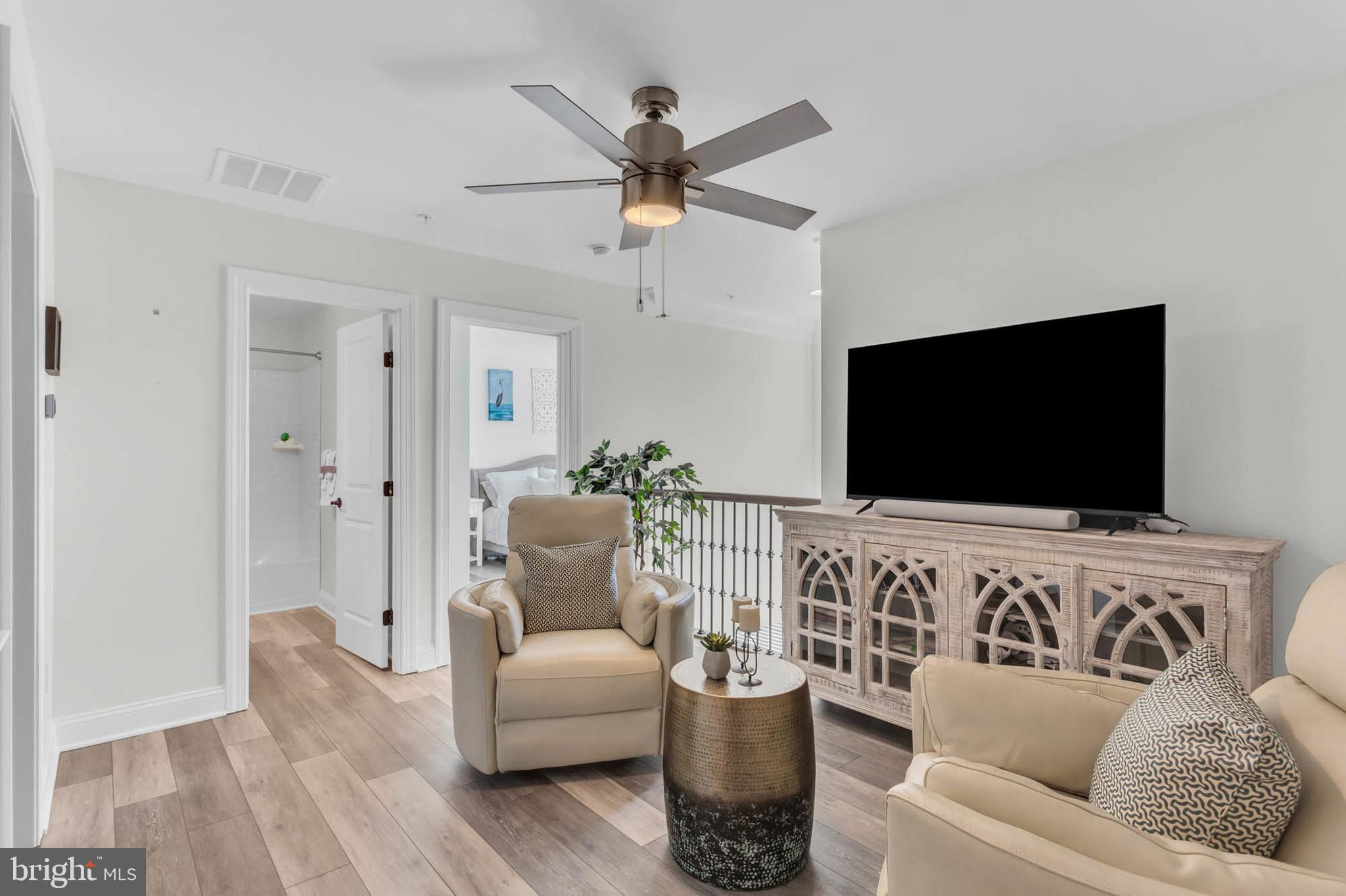 BAY BRIDGE COVE - Residential