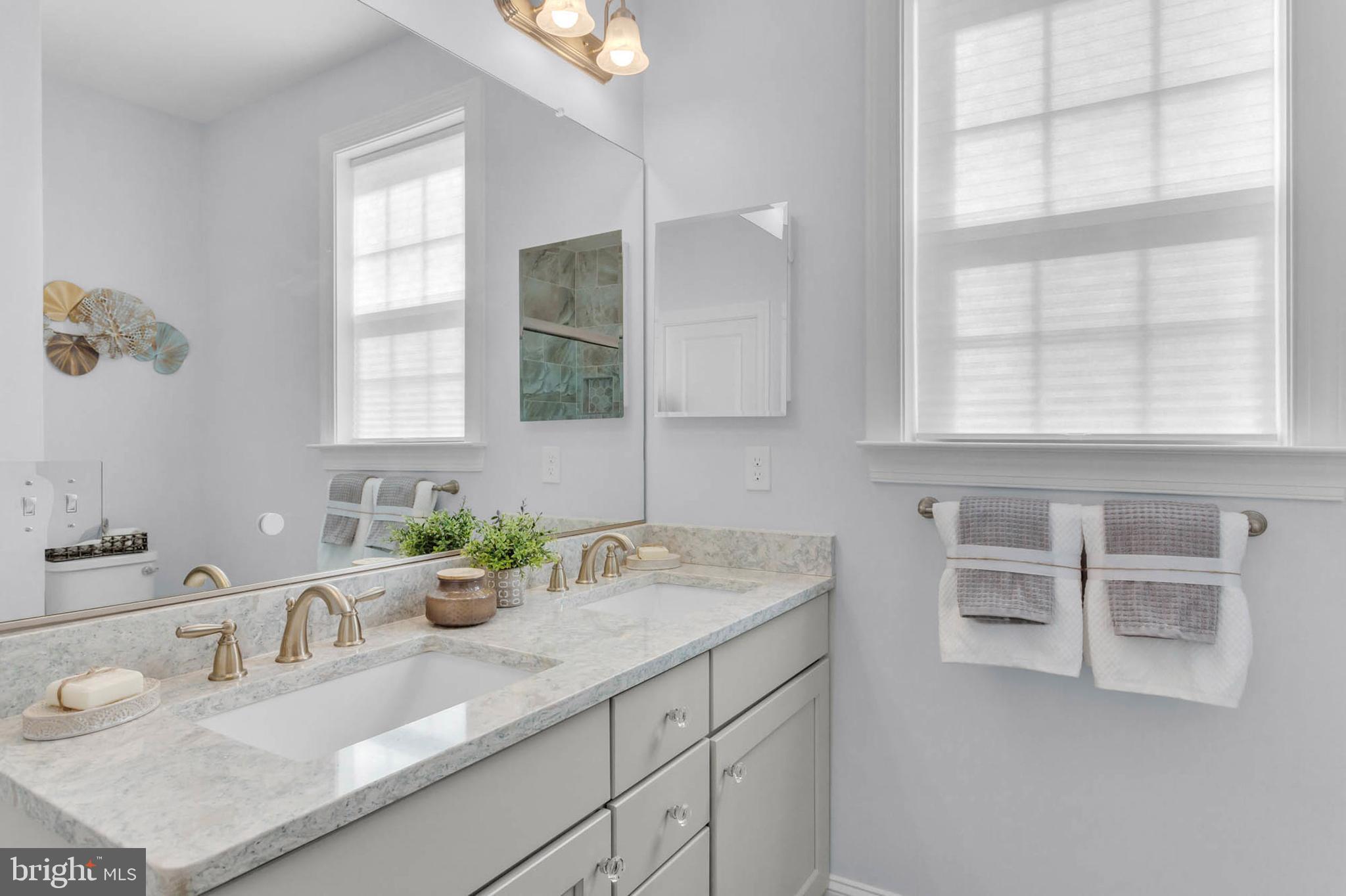 BAY BRIDGE COVE - Residential