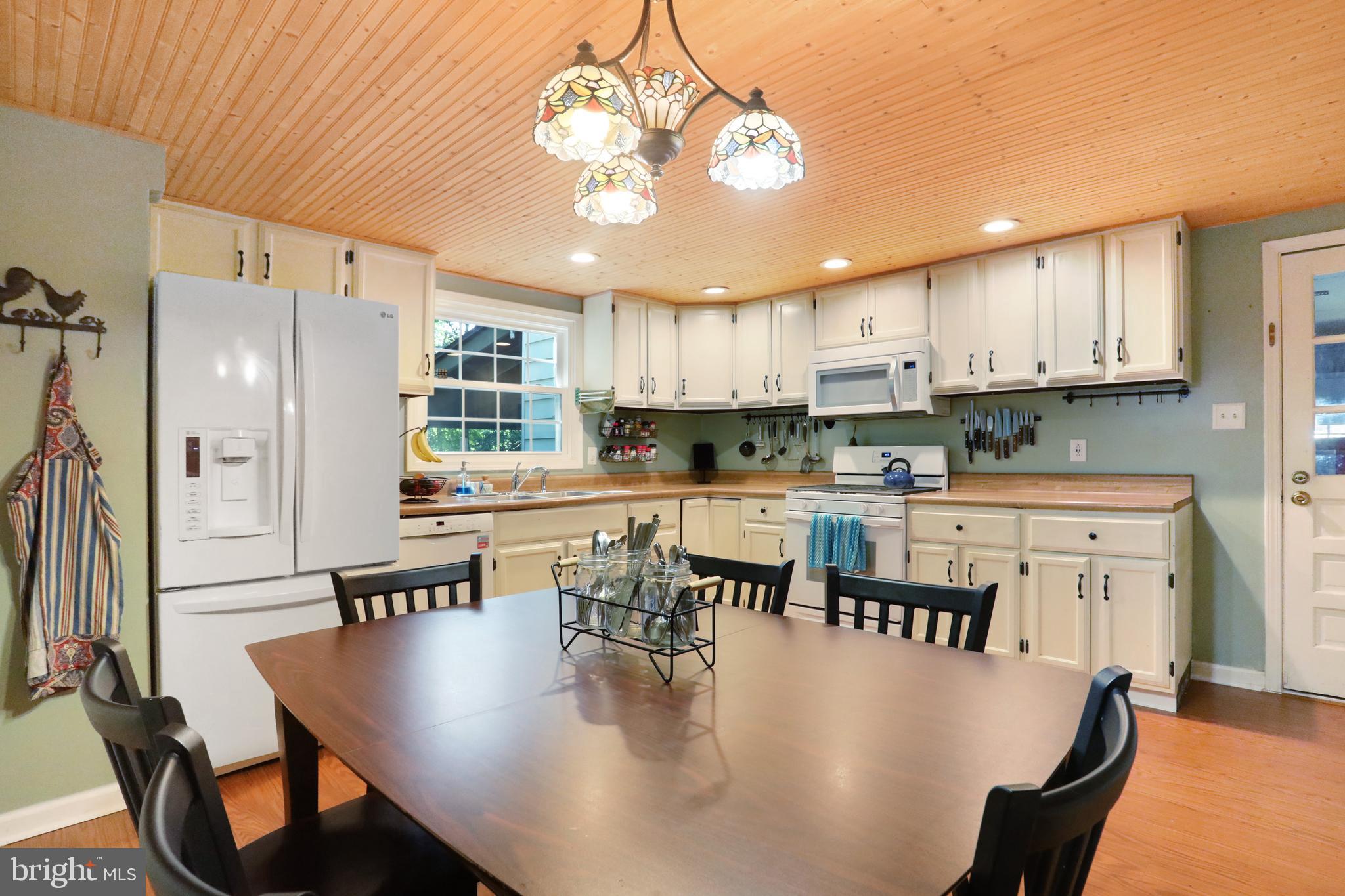 OAK RIDGE ESTATES - Residential