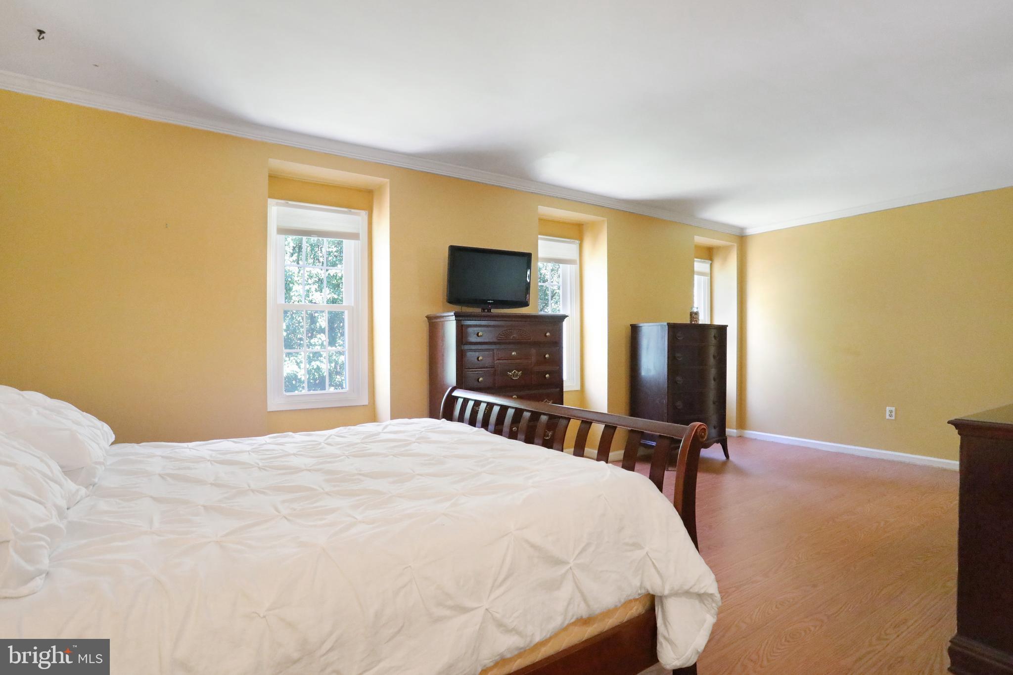 OAK RIDGE ESTATES - Residential