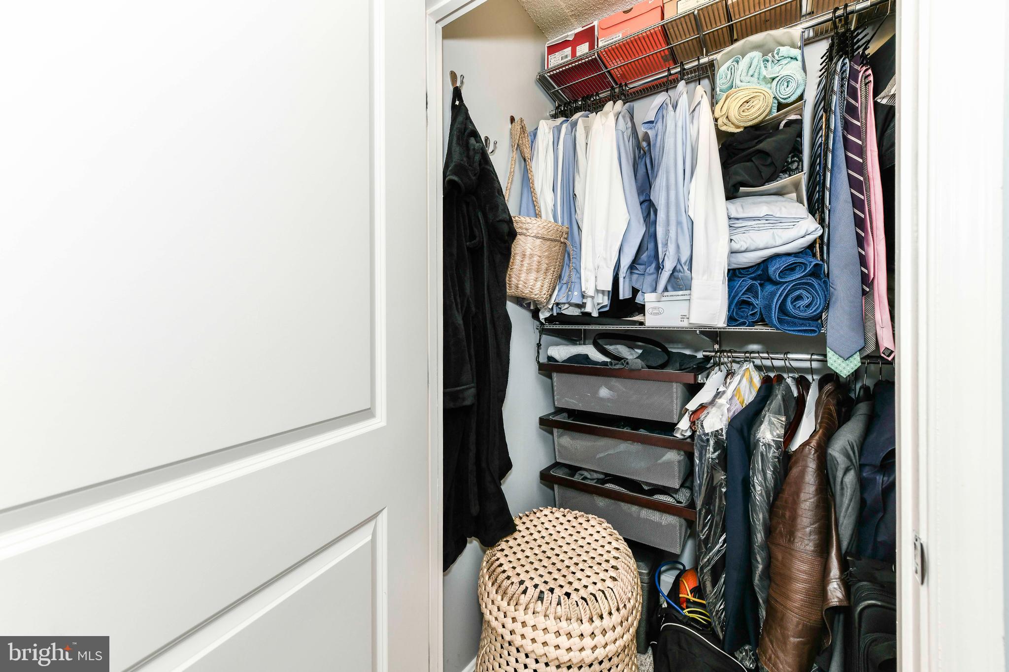 BALLSTON 880 - Residential Lease