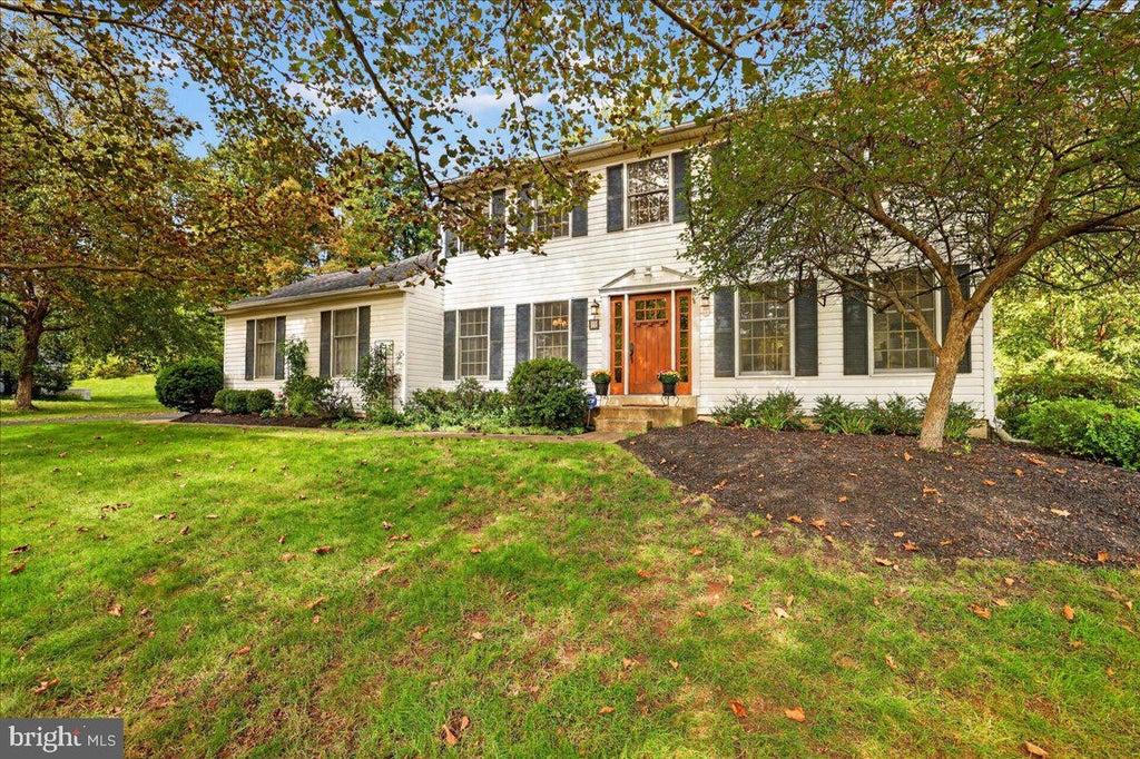 Photo of 22 Steeplechase Drive, DOYLESTOWN, PA 18901 (MLS # PABU2132936)