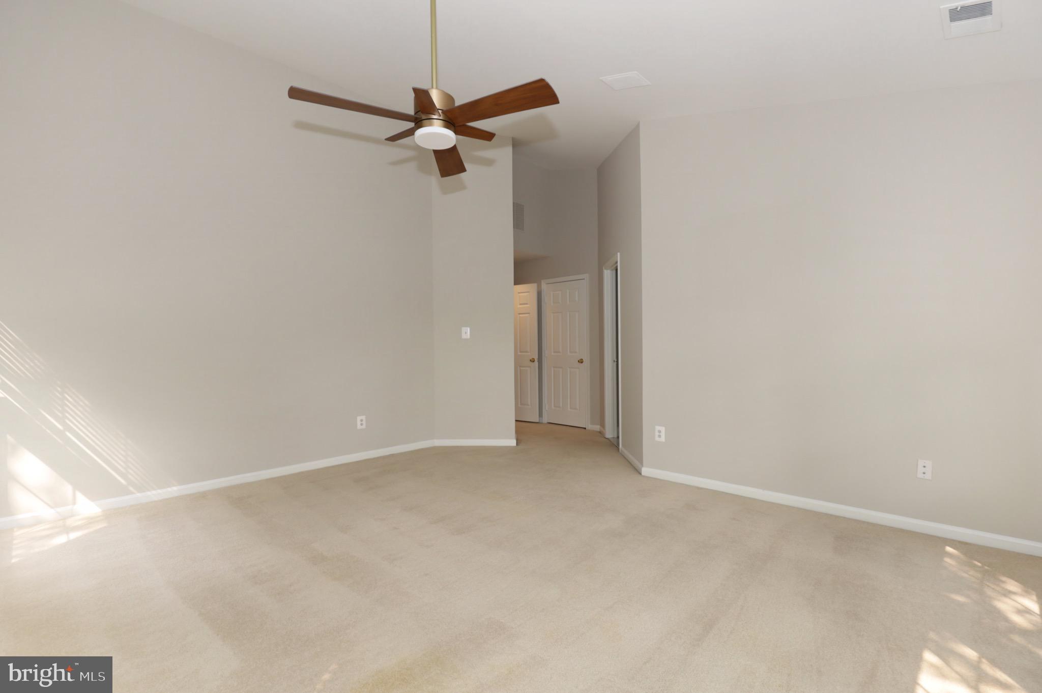 HEATHER KNOLL - Residential Lease