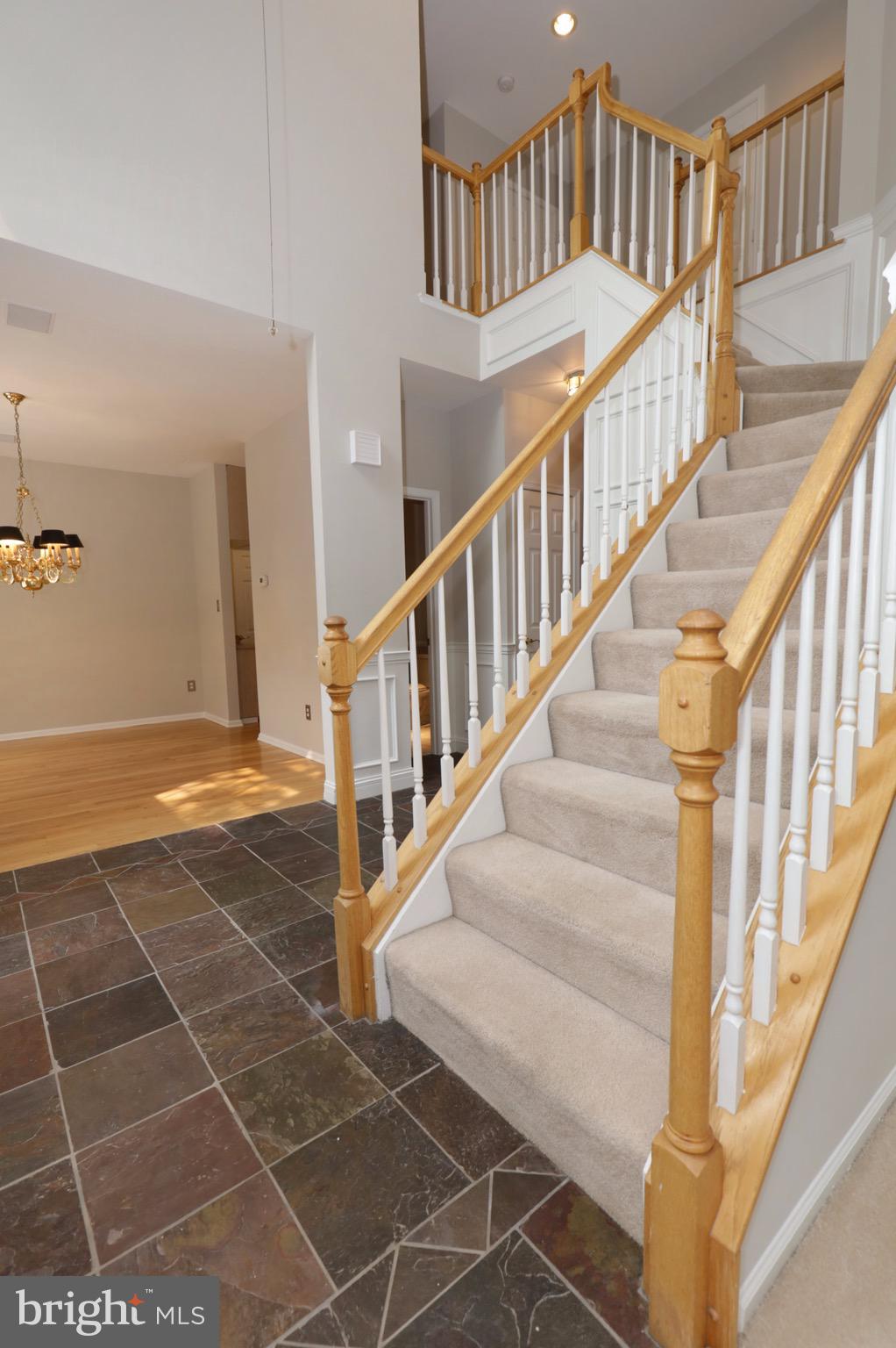 HEATHER KNOLL - Residential Lease