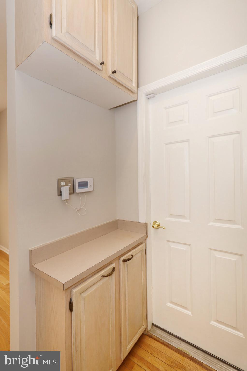 HEATHER KNOLL - Residential Lease