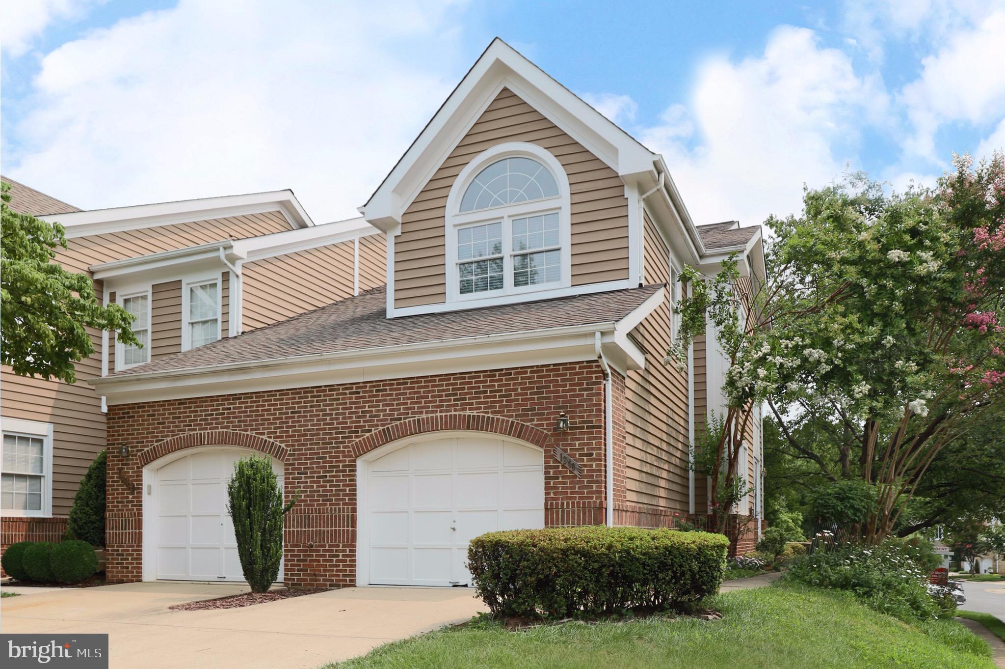 HEATHER KNOLL - Residential Lease