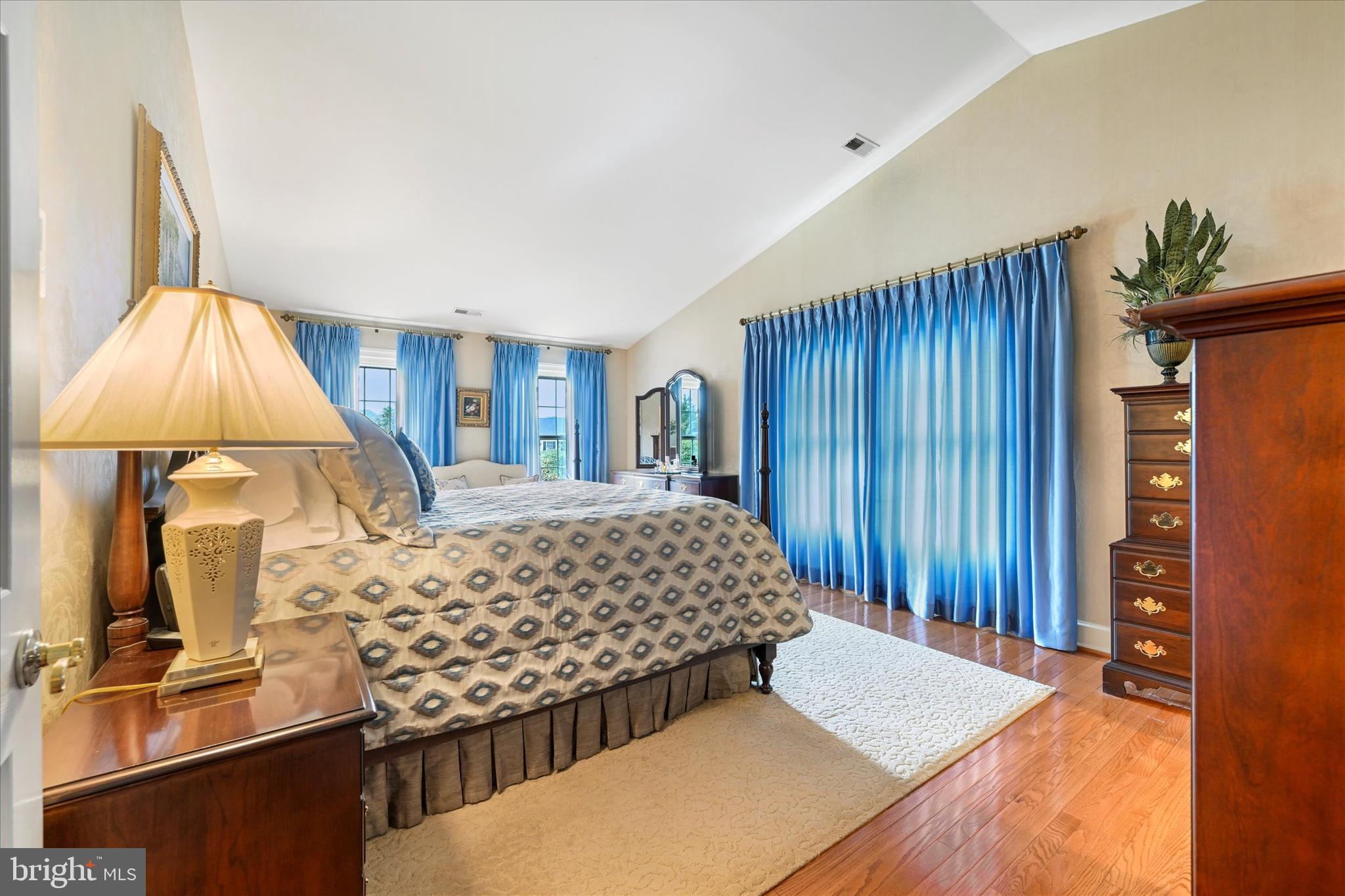 THE FIELDS AT SEMINARY II - Residential