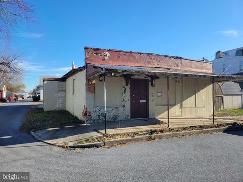 310 S.26TH STREET HARRISBURG PA 17103