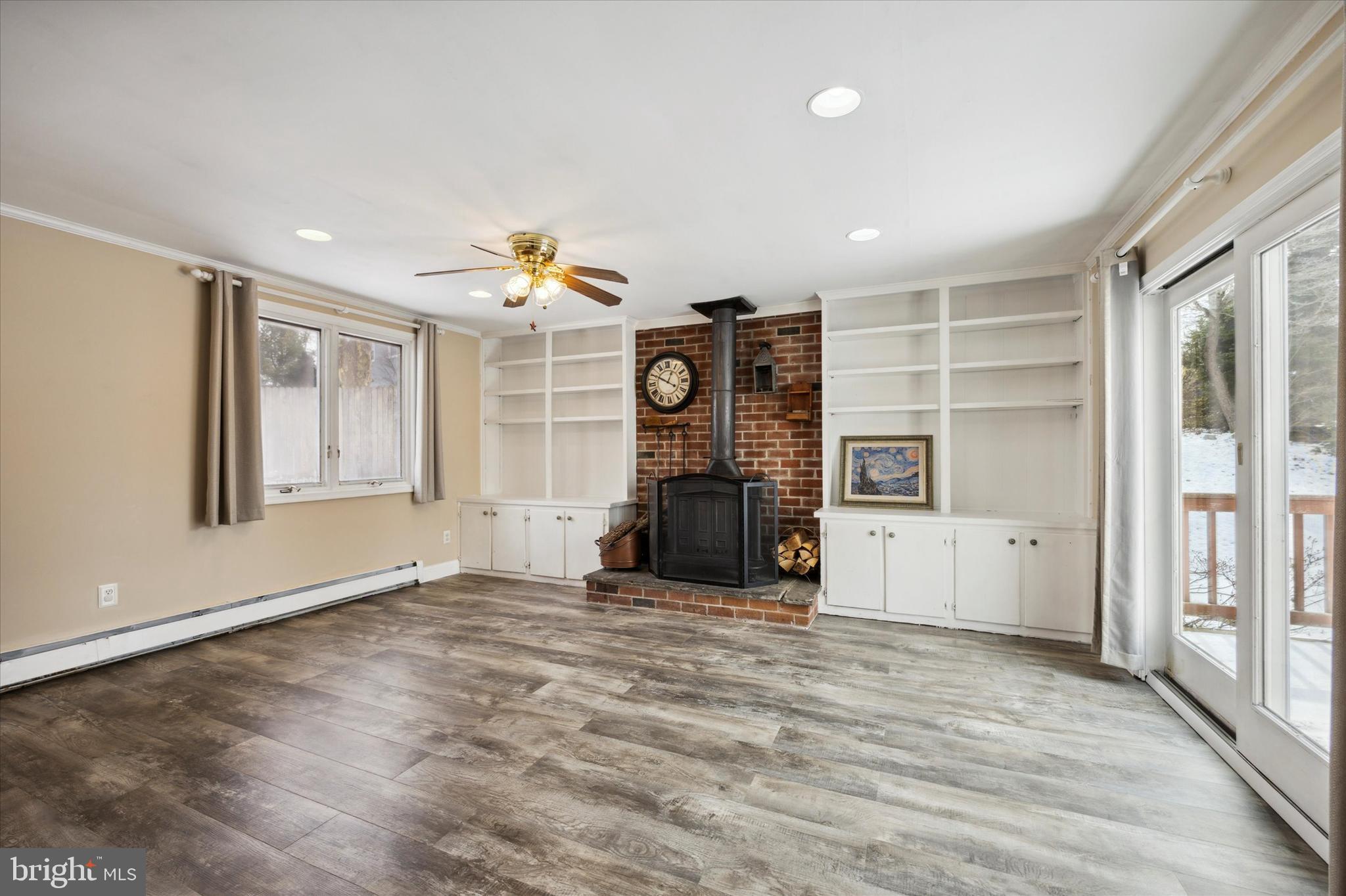 LOWELL HILLS - Residential