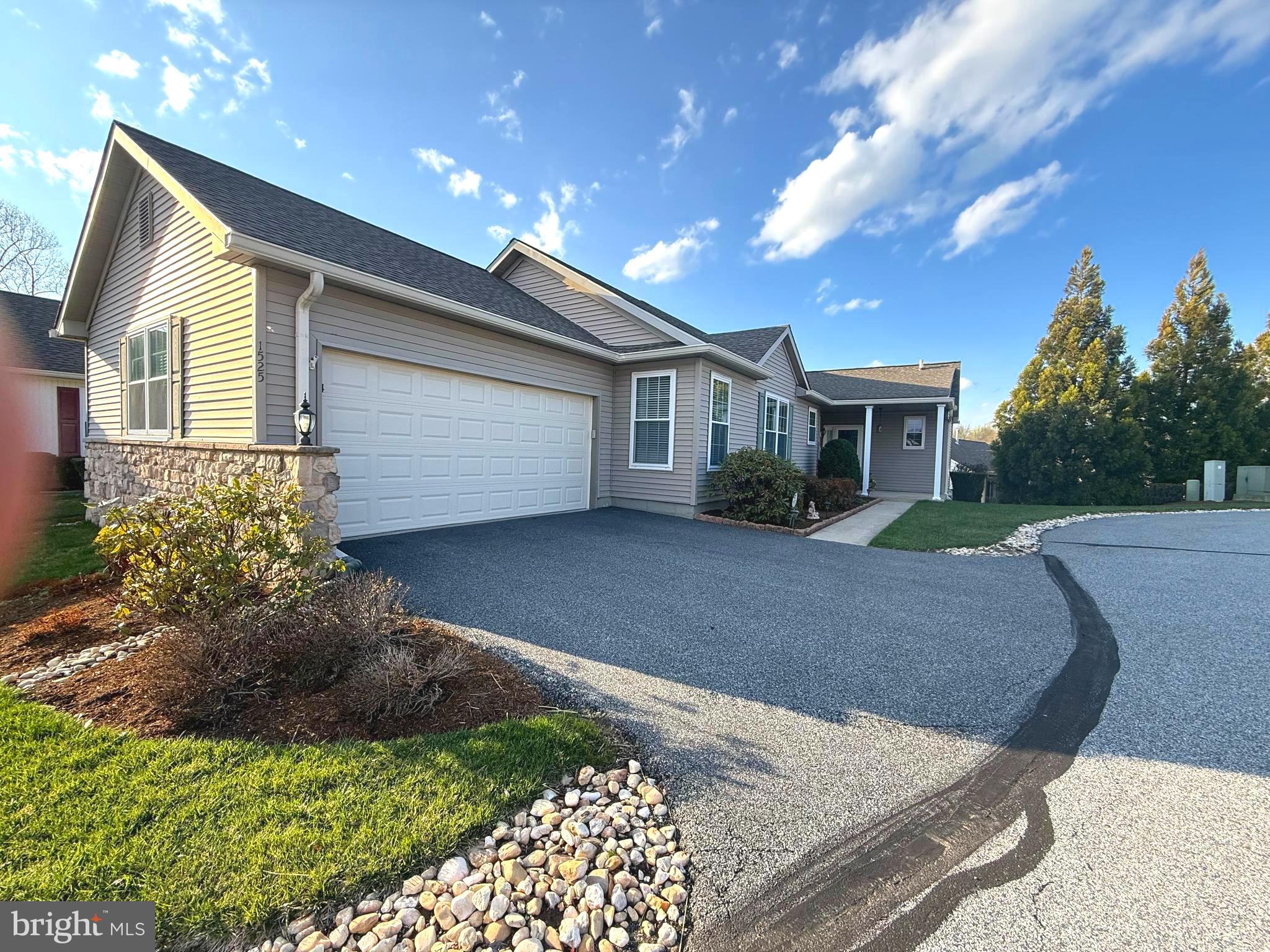 FOX HILL FARM - Residential