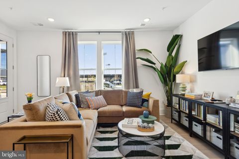 Tiny photo for 107 E Cromell Street #1005, BALTIMORE, MD 21230 (MLS # MDBA2197354)