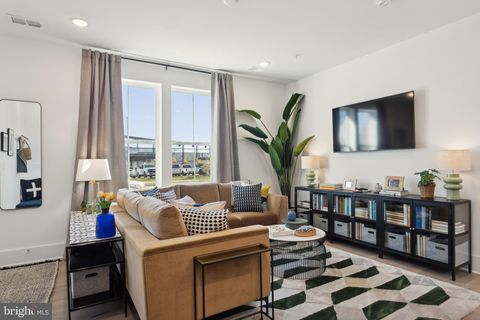 Tiny photo for 107 E Cromell Street #1005, BALTIMORE, MD 21230 (MLS # MDBA2197354)