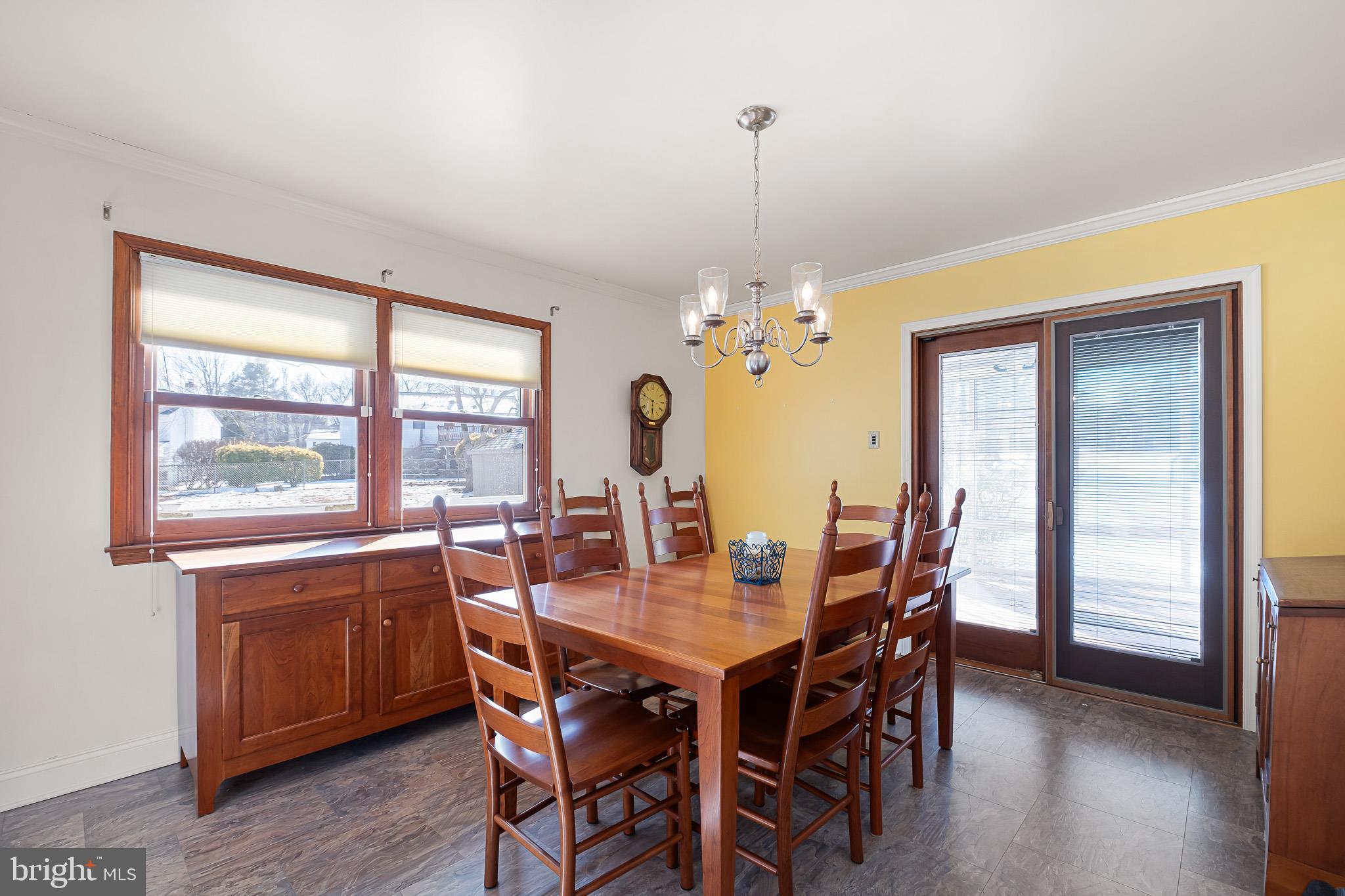 LARKIN KNOLL - Residential