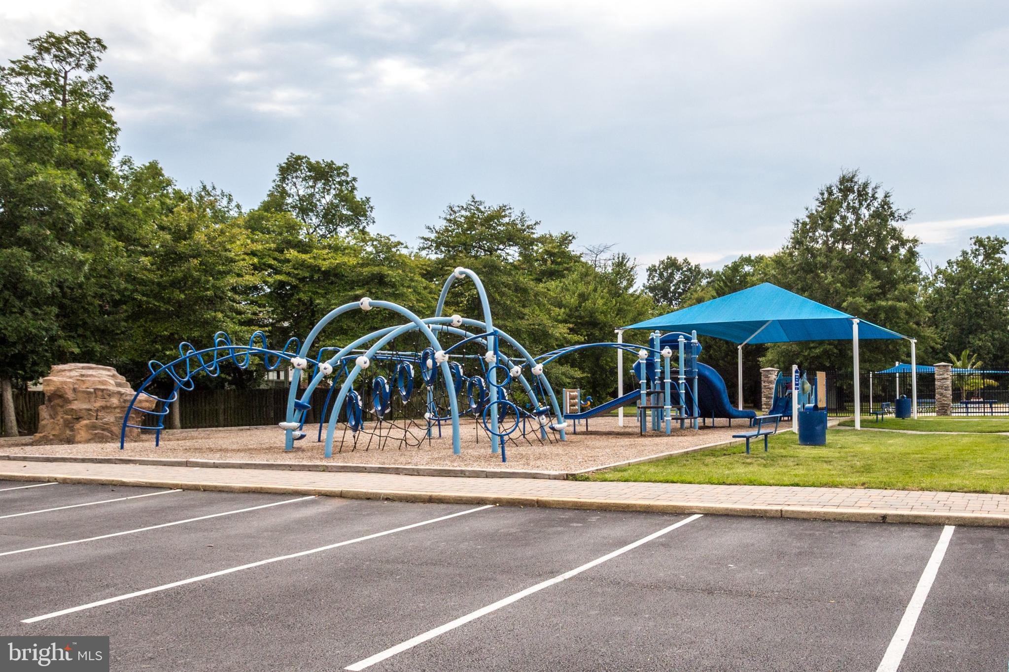 DORCHESTER - Residential