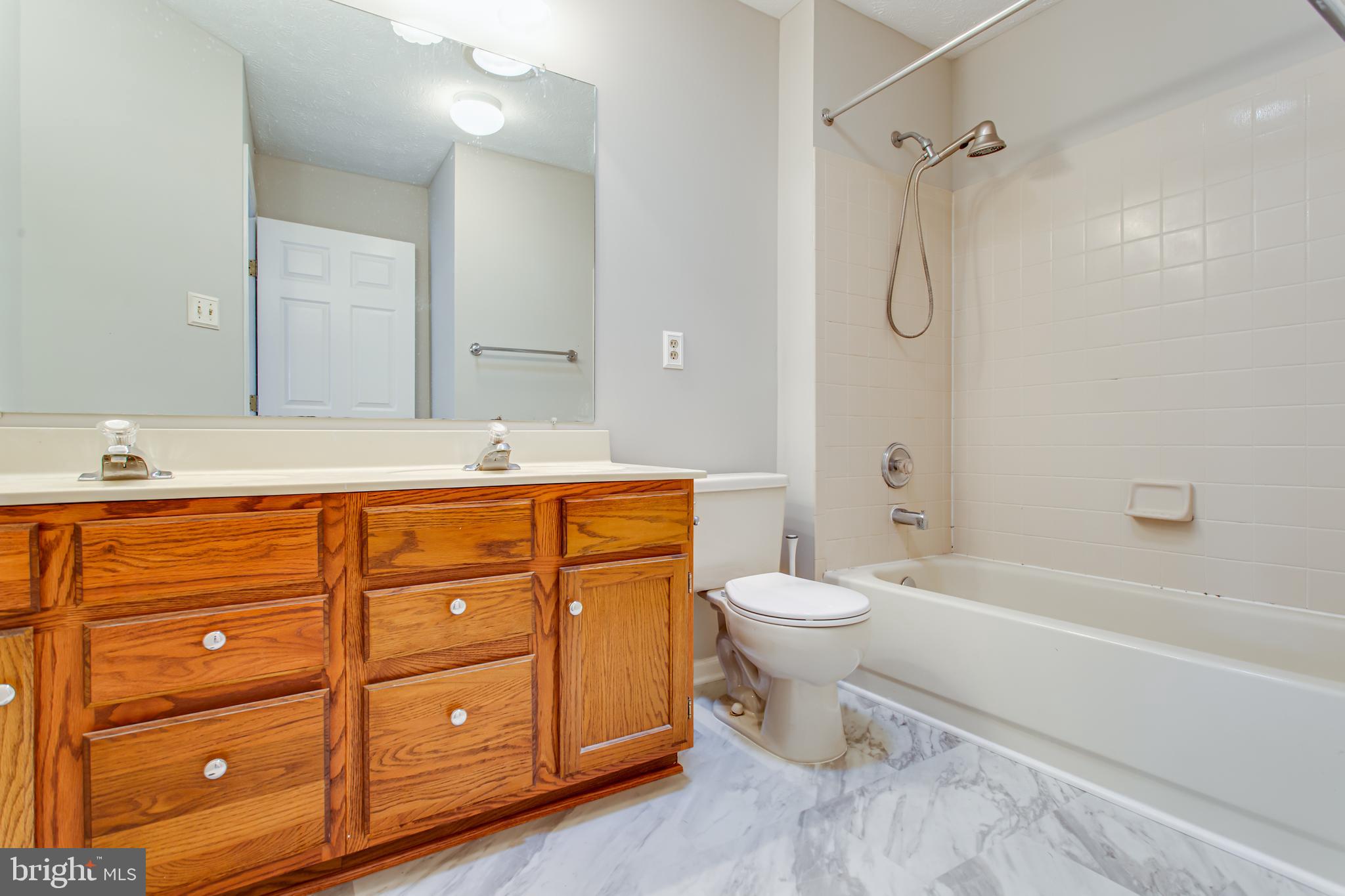 DORCHESTER - Residential