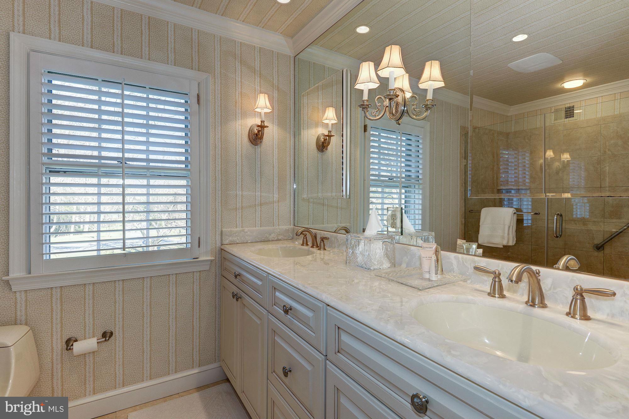 POTOMAC MANOR - Residential