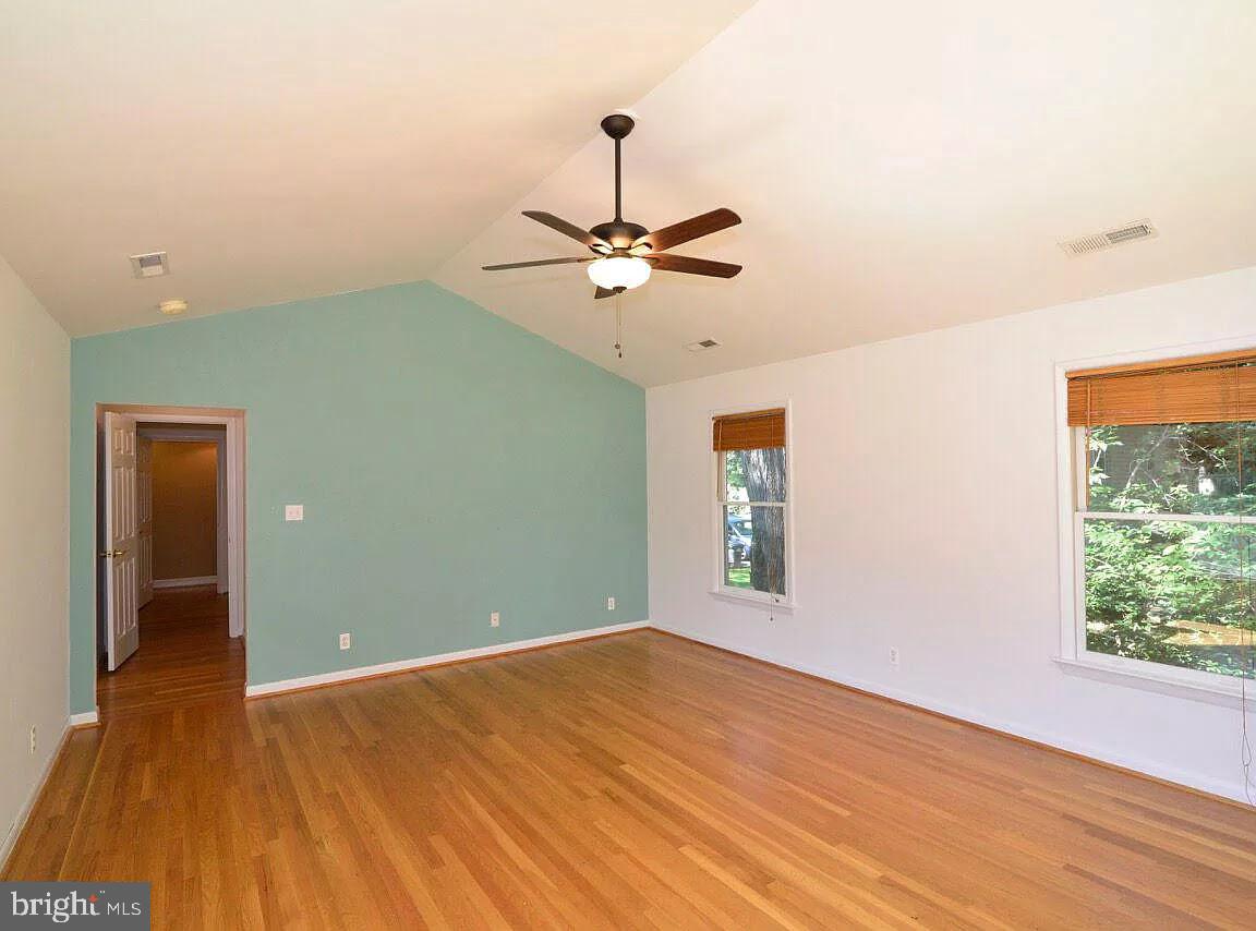 BROYHILL LANGLEY ESTATES - Residential Lease