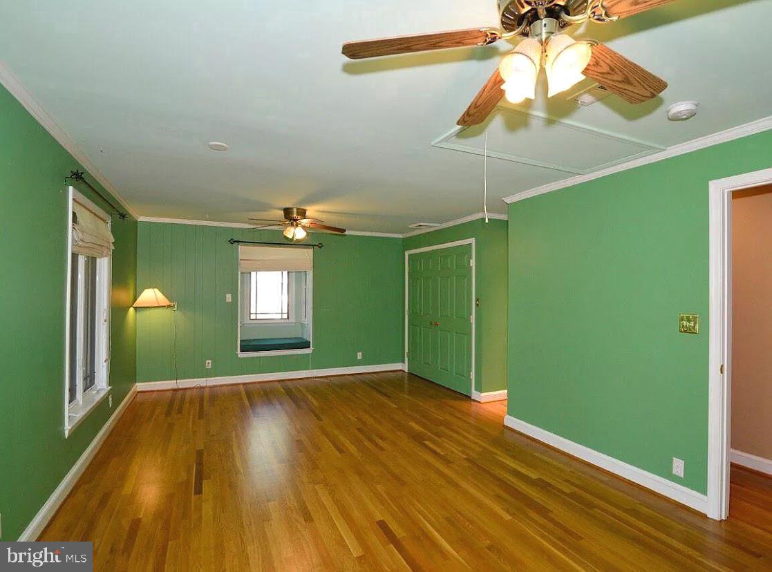 BROYHILL LANGLEY ESTATES - Residential Lease