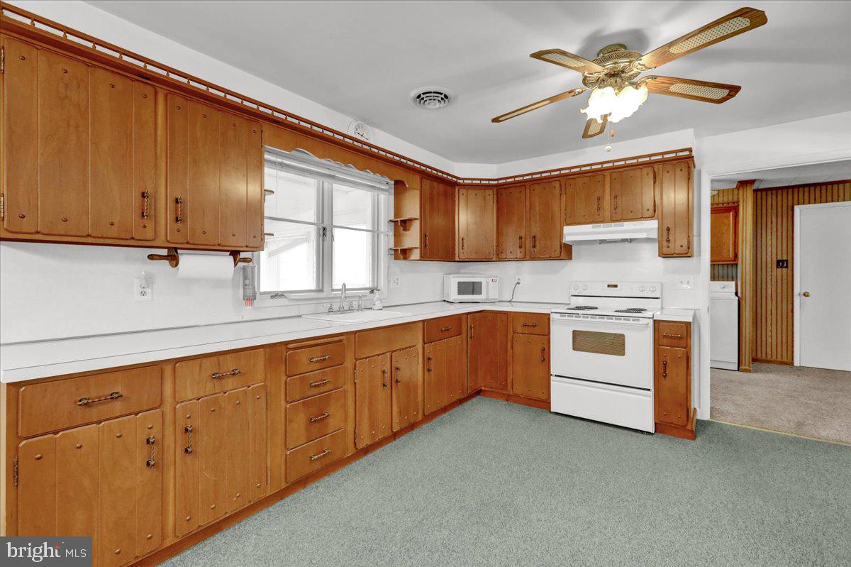 LONGSWAMP TWP - Residential