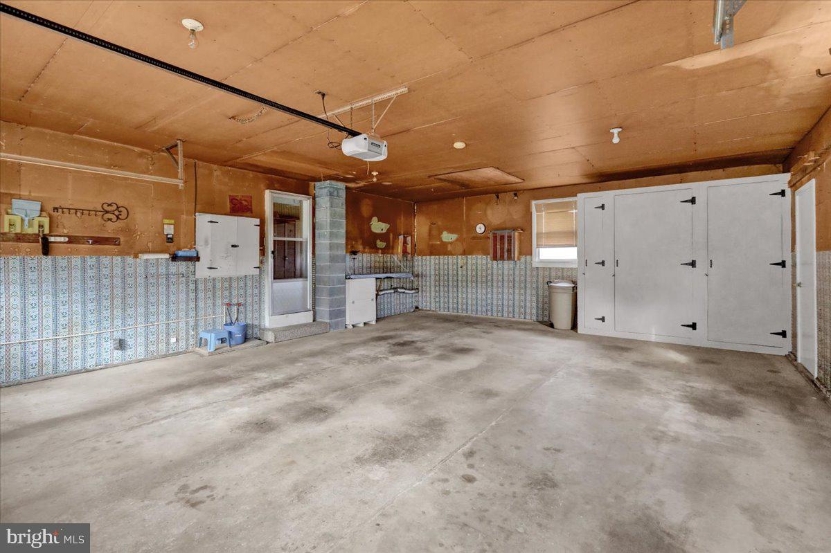 LONGSWAMP TWP - Residential