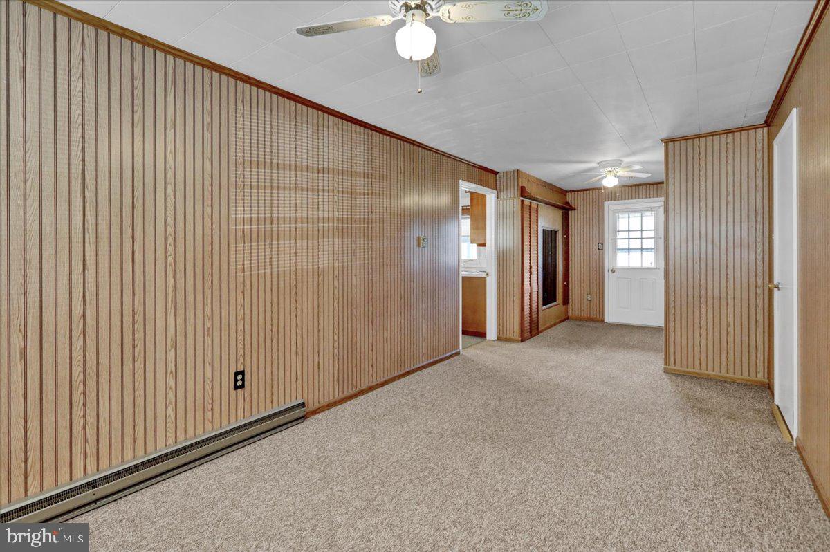 LONGSWAMP TWP - Residential