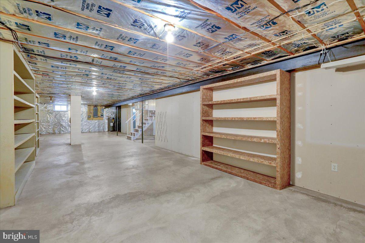 LONGSWAMP TWP - Residential