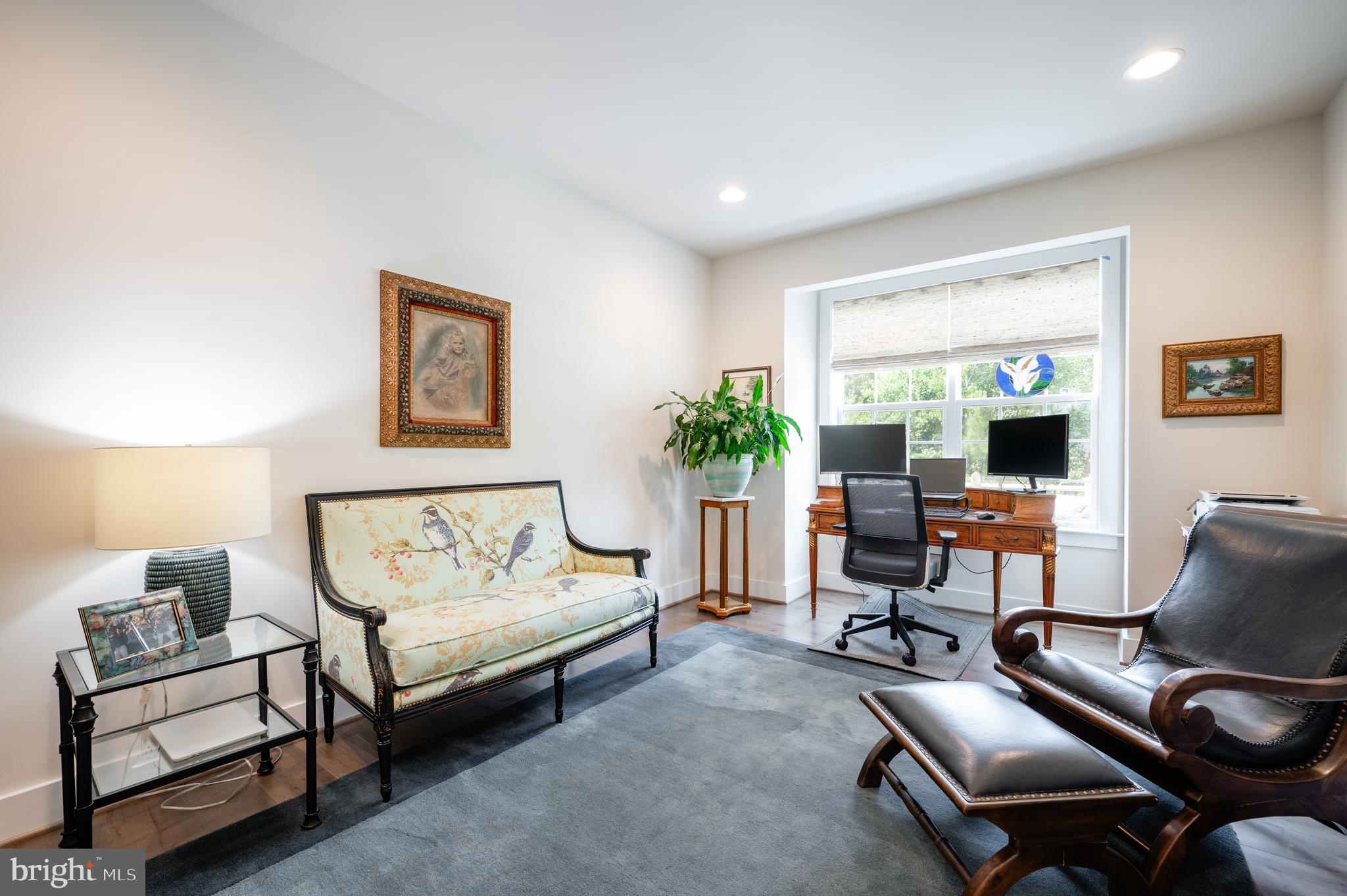 THE RESIDENCES AT MCCONNELL MANOR - Residential