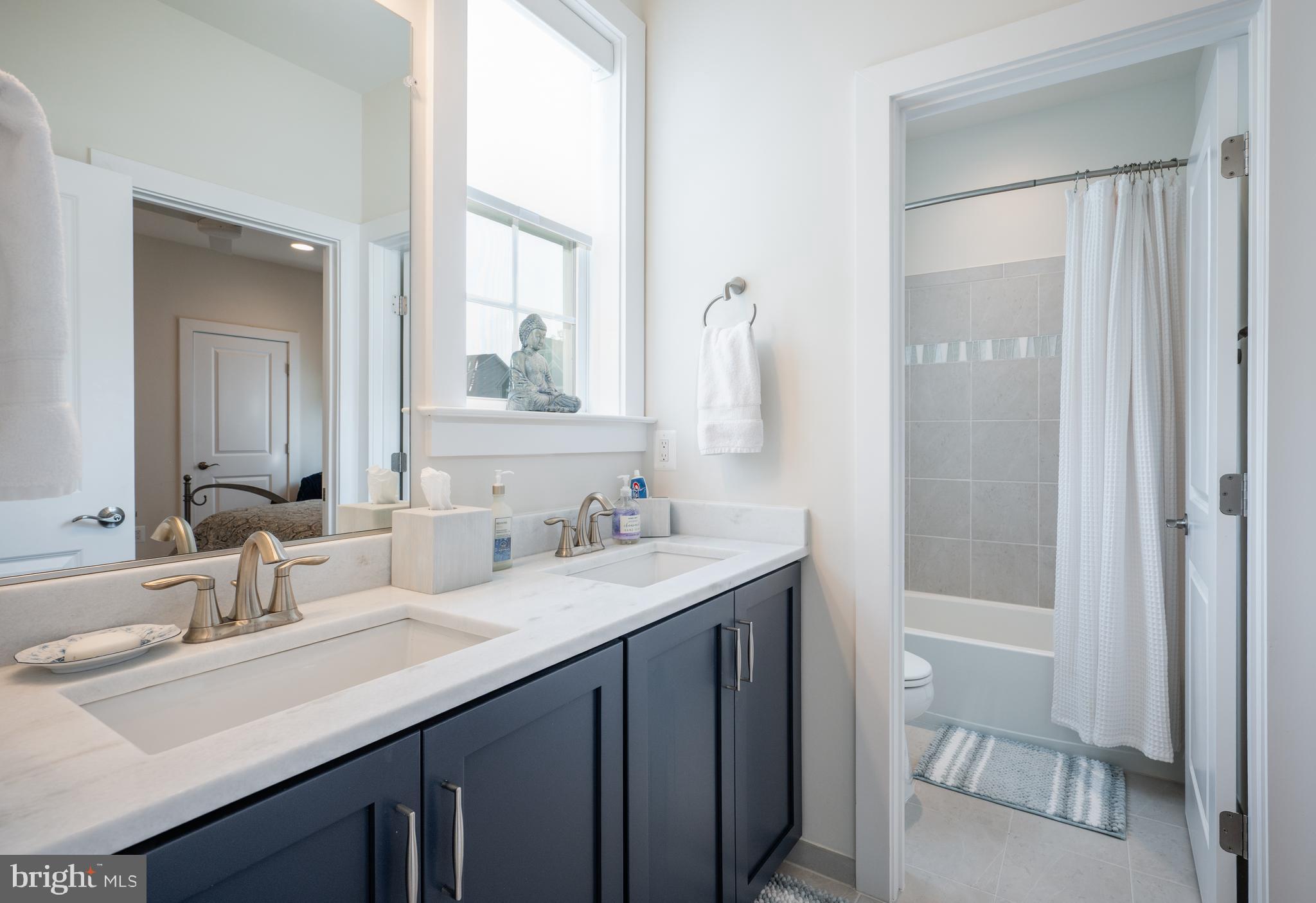 THE RESIDENCES AT MCCONNELL MANOR - Residential