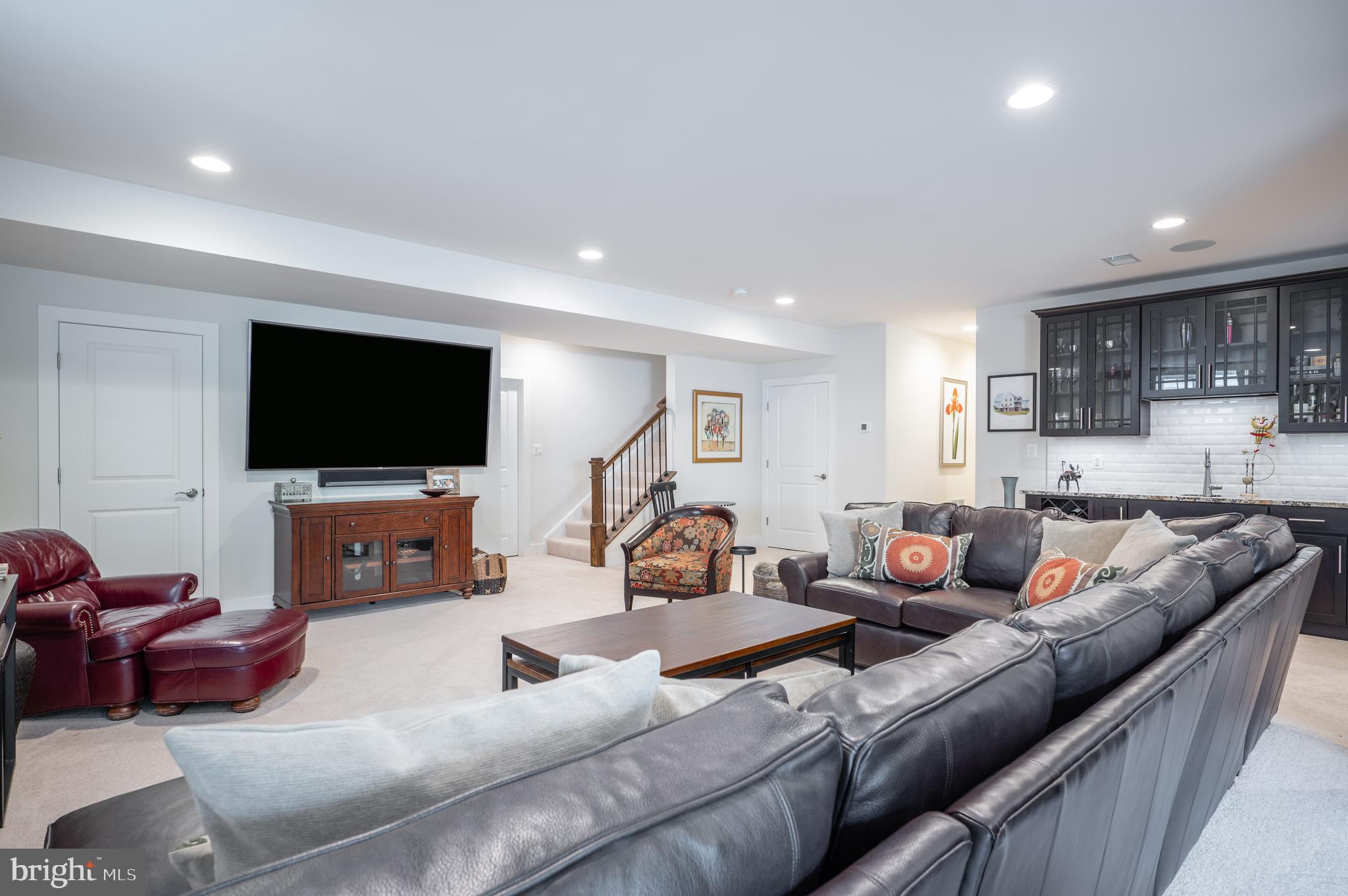 THE RESIDENCES AT MCCONNELL MANOR - Residential