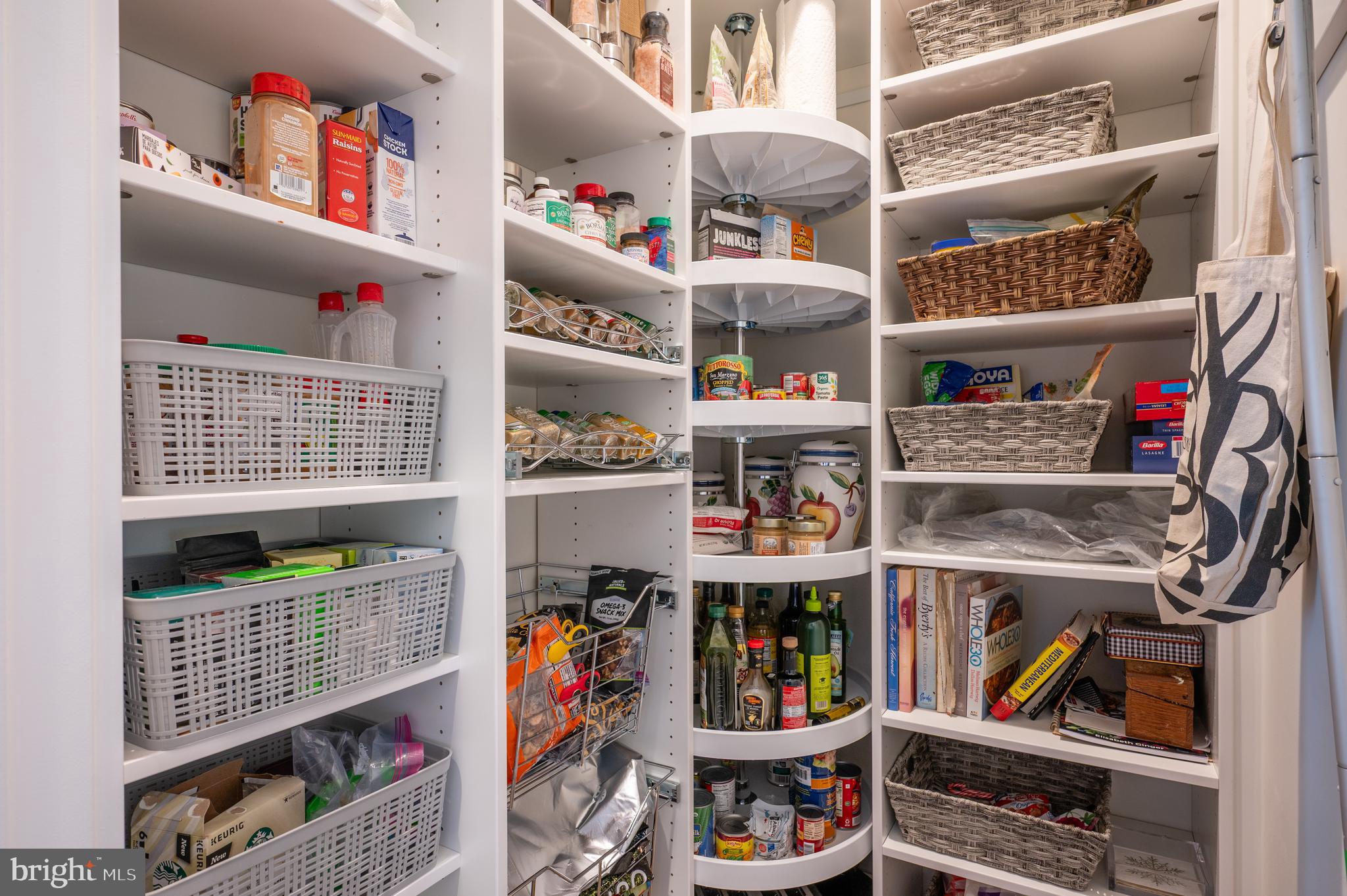 THE RESIDENCES AT MCCONNELL MANOR - Residential