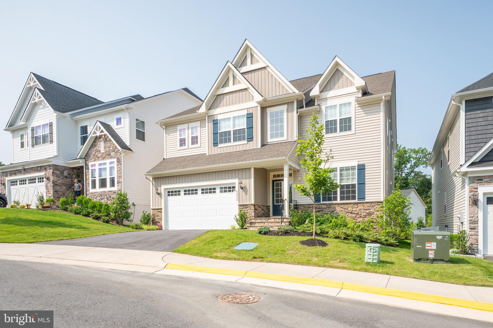 THE RESIDENCES AT MCCONNELL MANOR - Residential