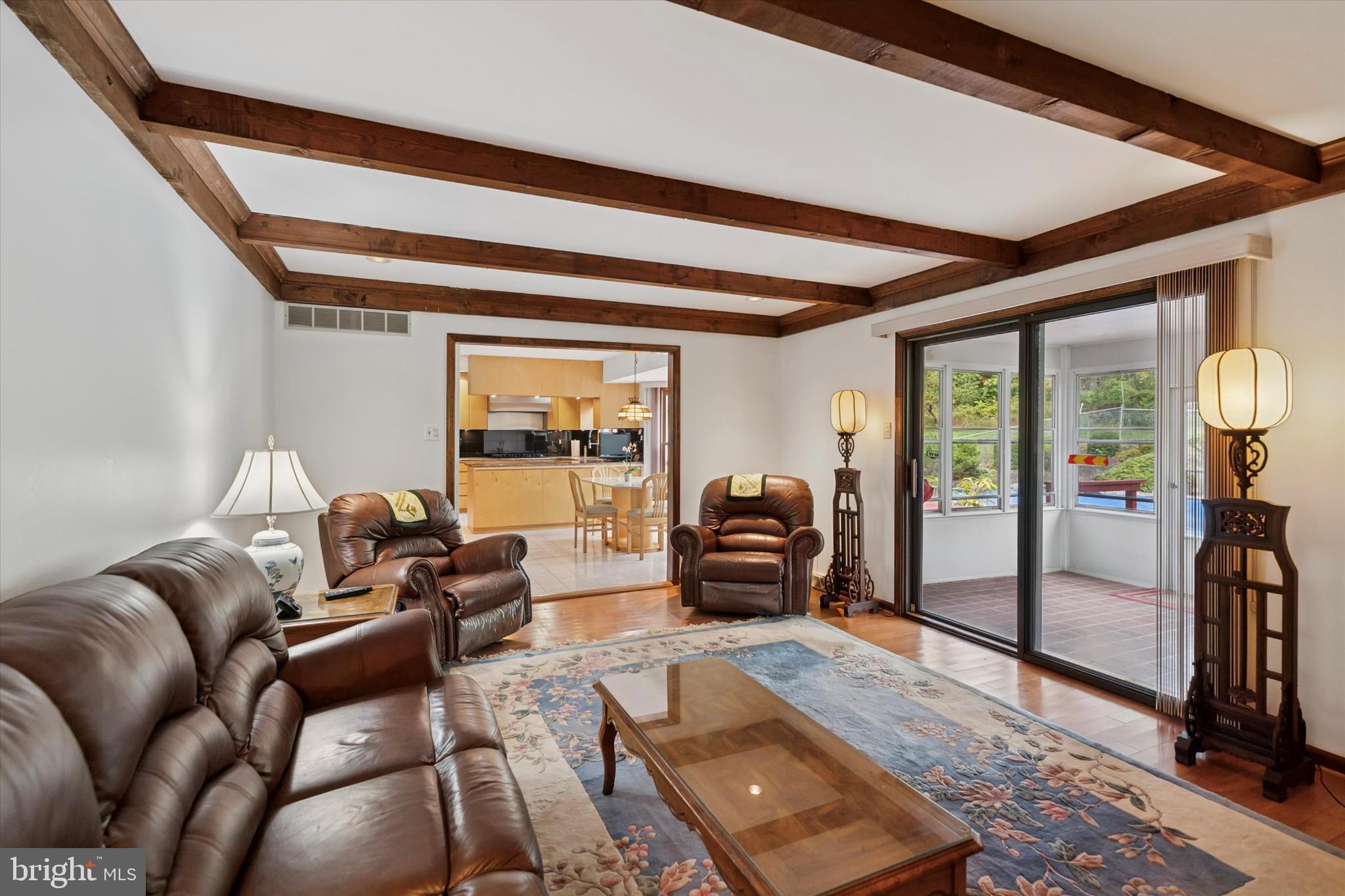 LAFAYETTE HILL - Residential