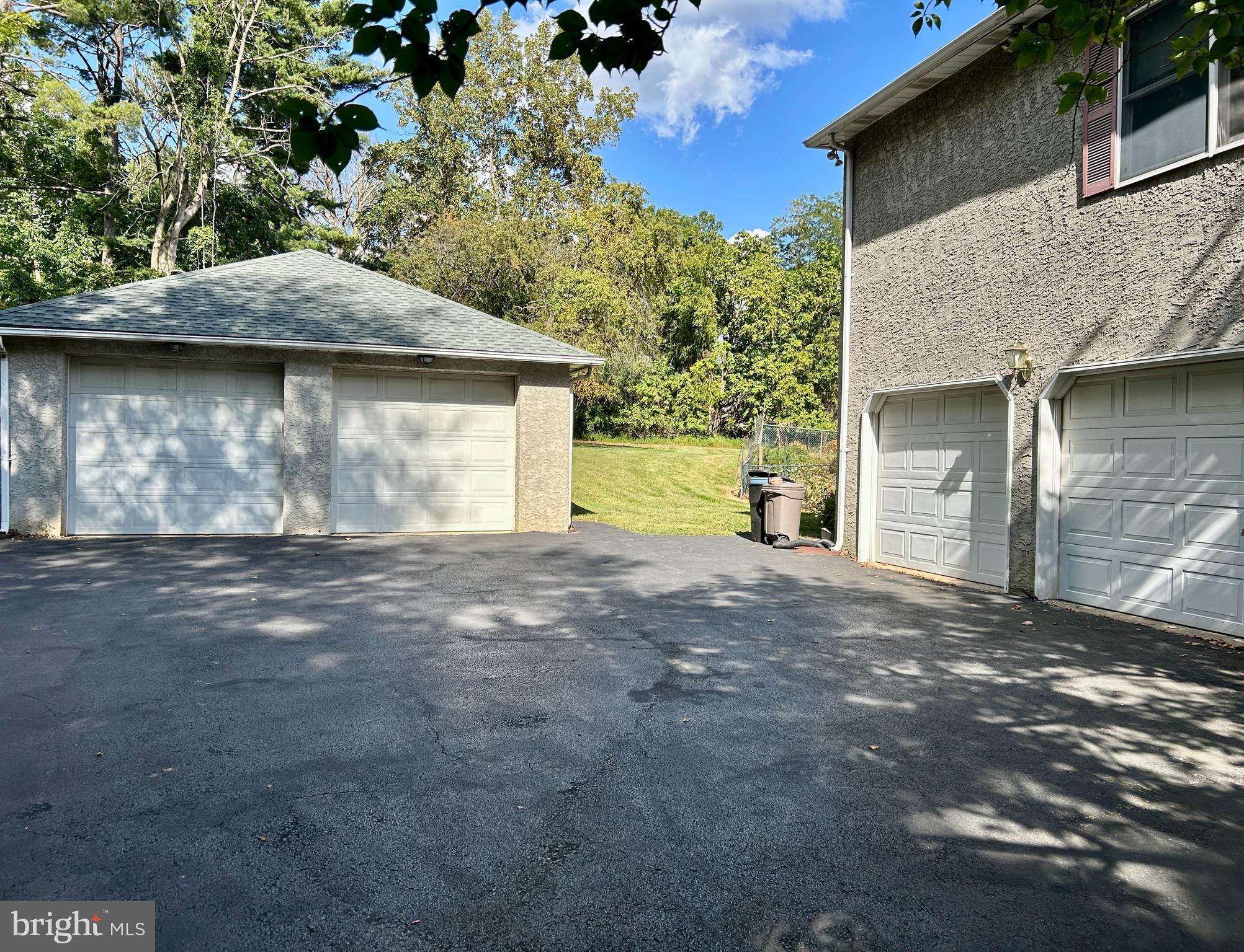 LAFAYETTE HILL - Residential