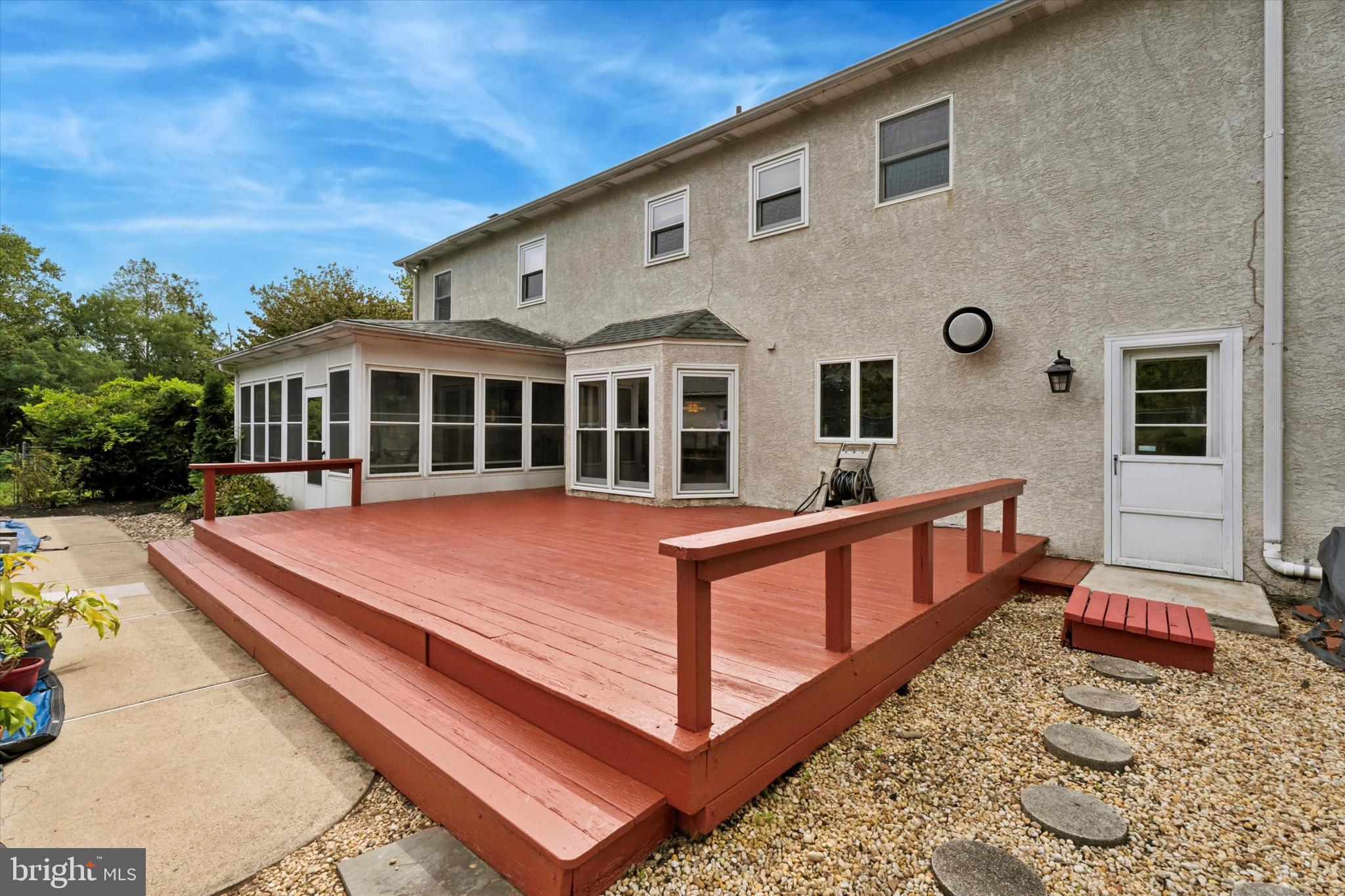 LAFAYETTE HILL - Residential